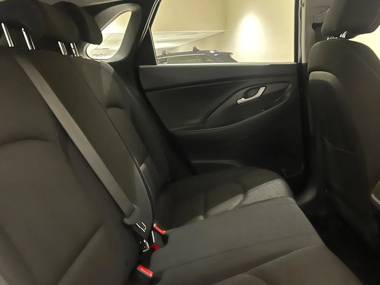 2020 Hyundai i30 Gallery Image 13