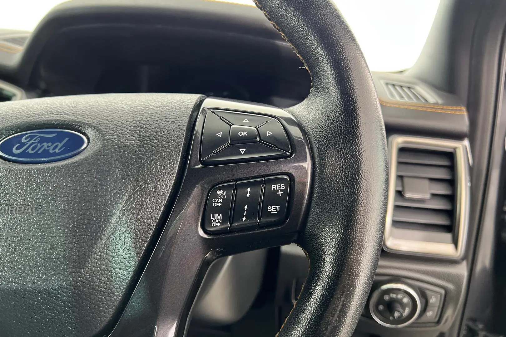 2022 Ford Ranger Gallery Image 16