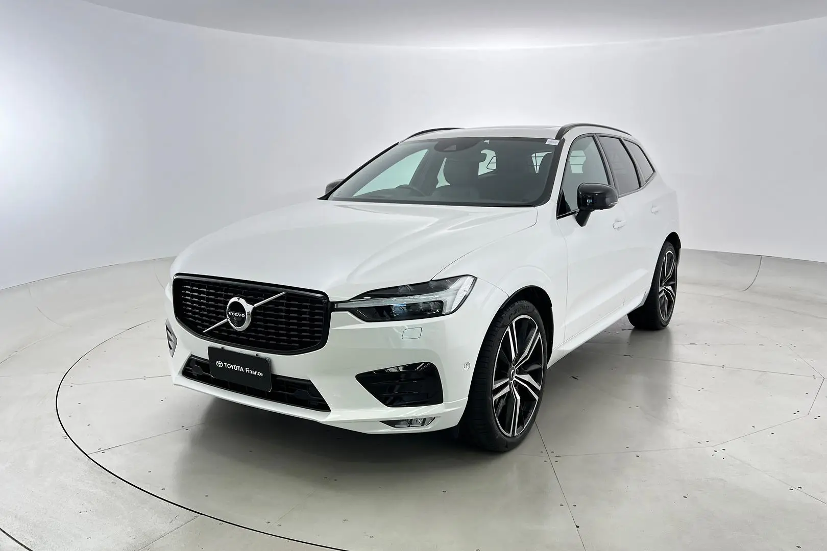 2021 Volvo Xc60 Gallery Image 8