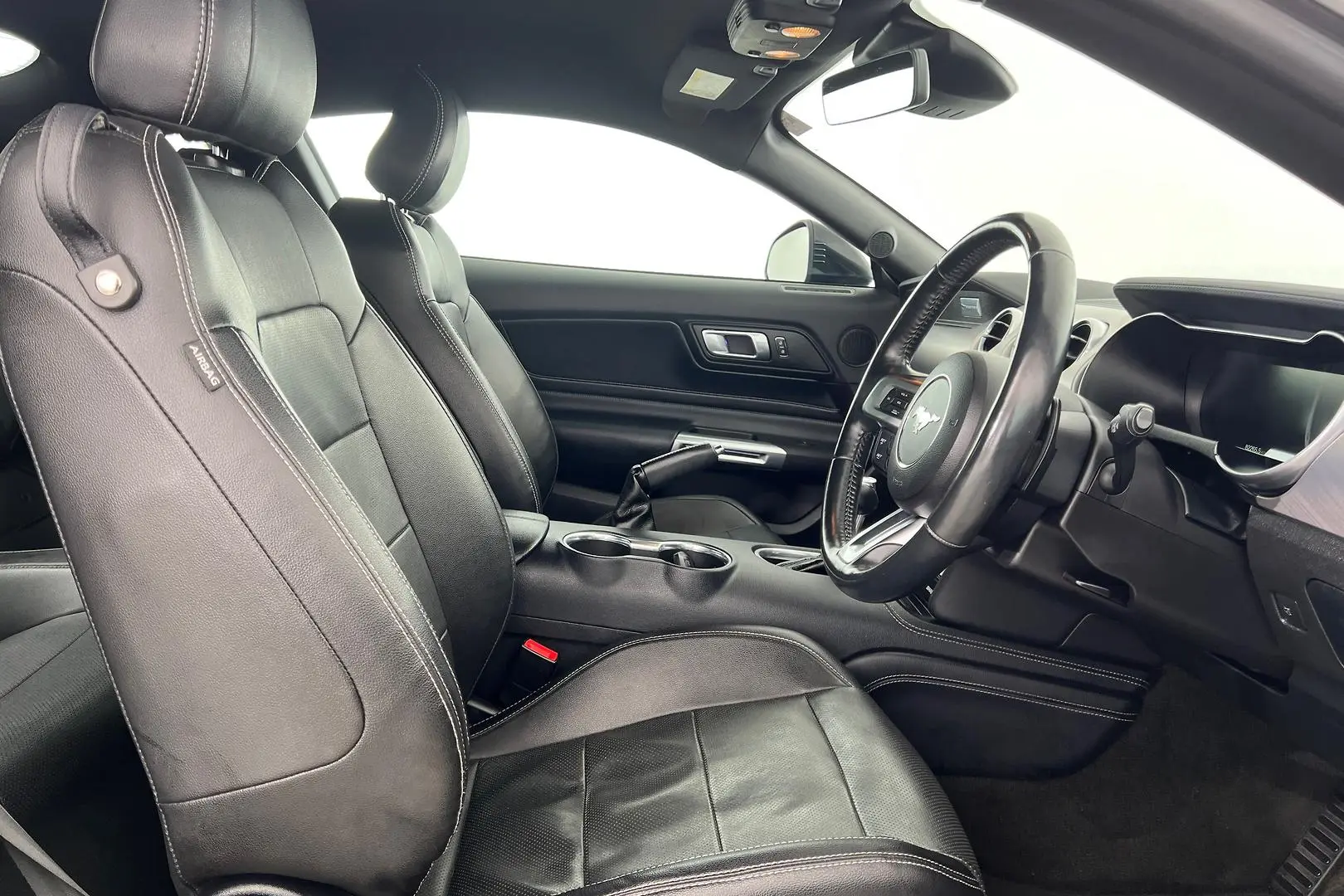 2018 Ford Mustang Gallery Image 14