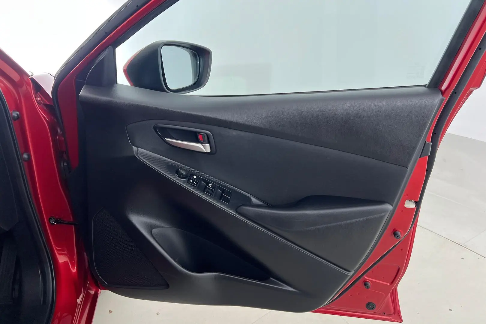 2019 Mazda 2 Gallery Image 12