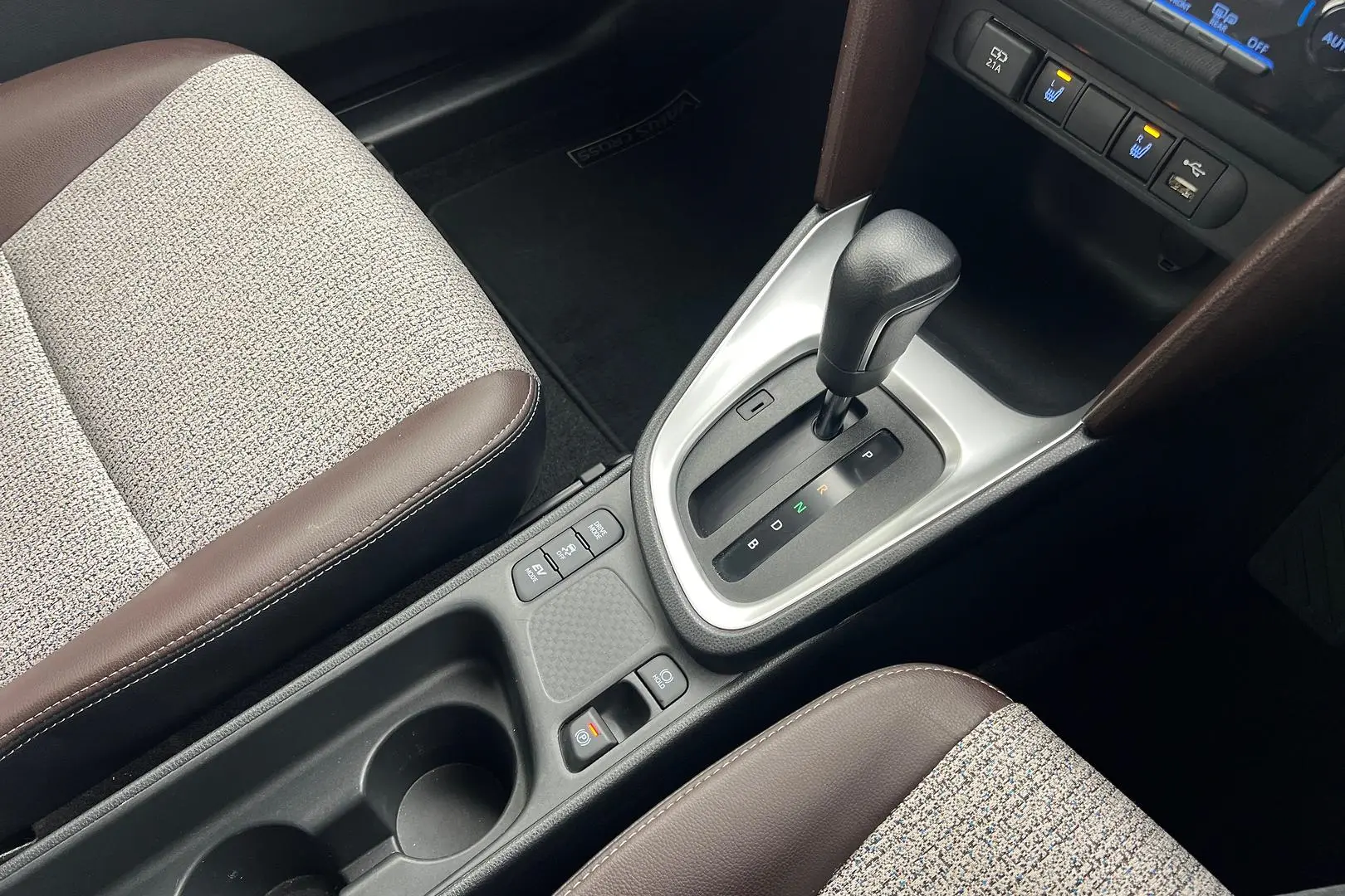 2022 Toyota Yaris Cross Gallery Image 13
