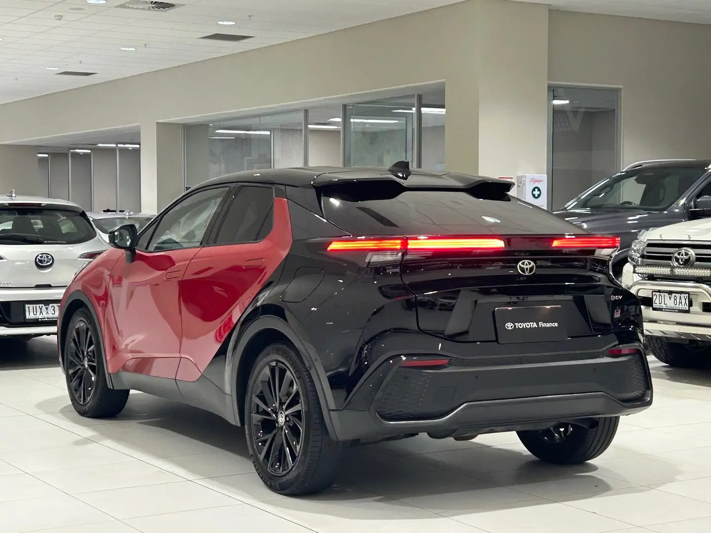 2024 Toyota C-HR Gallery Image 8