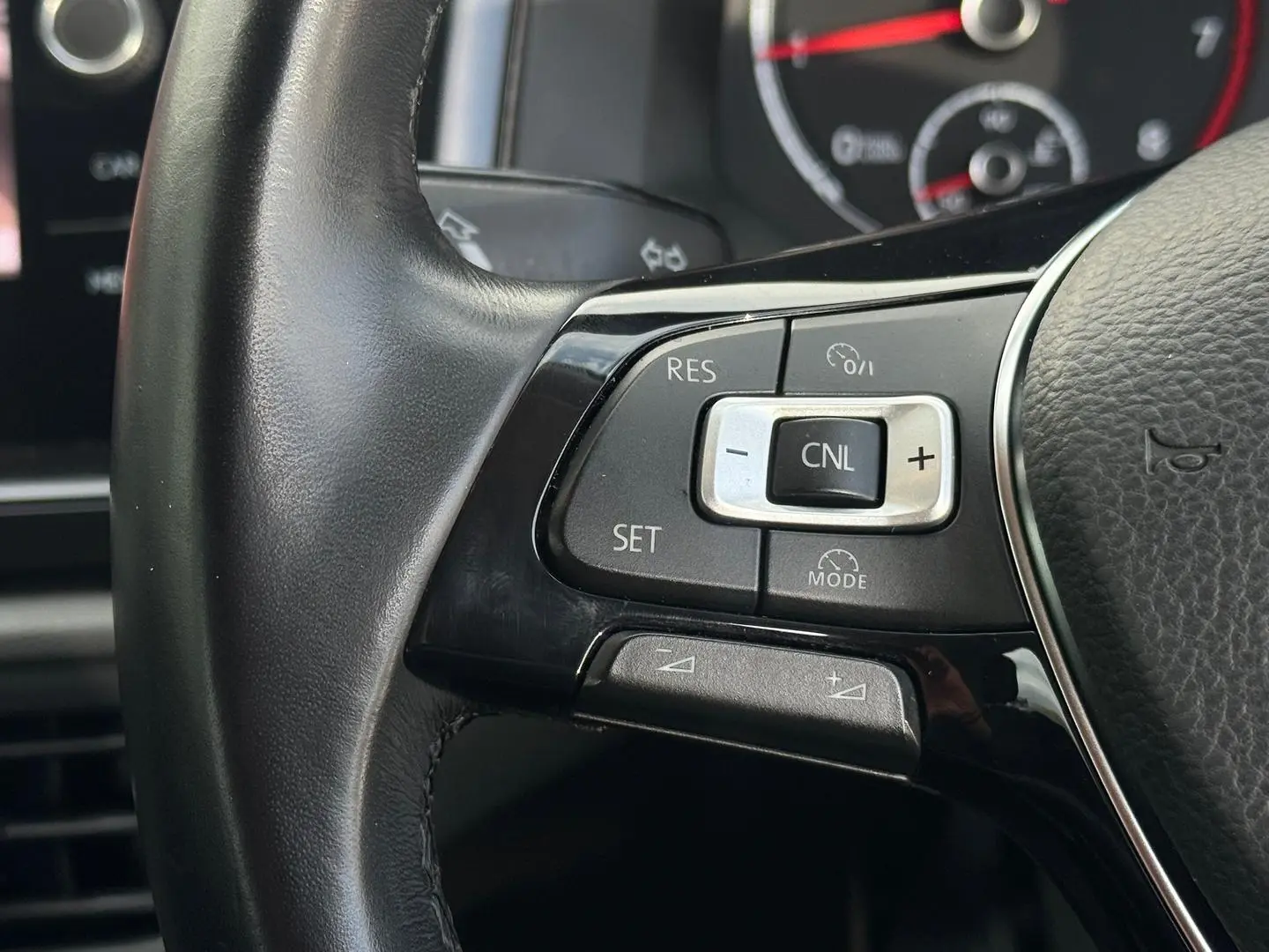 2021 Volkswagen Polo Gallery Image 18