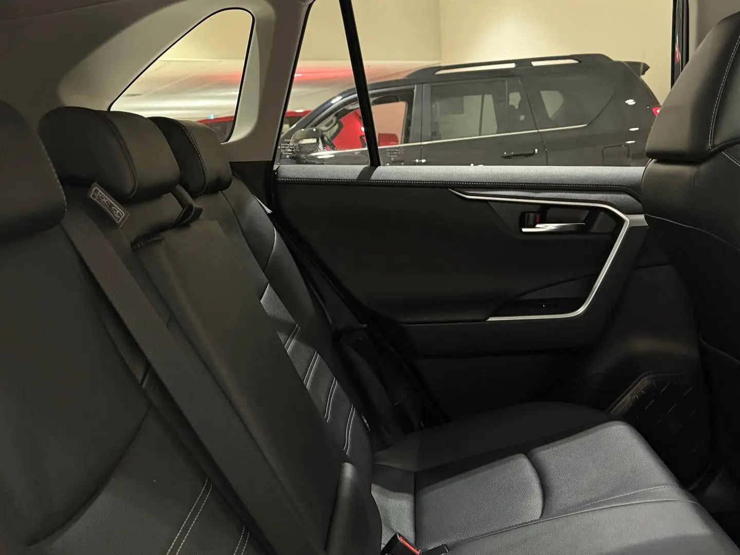 2024 Toyota RAV4 Gallery Image 14