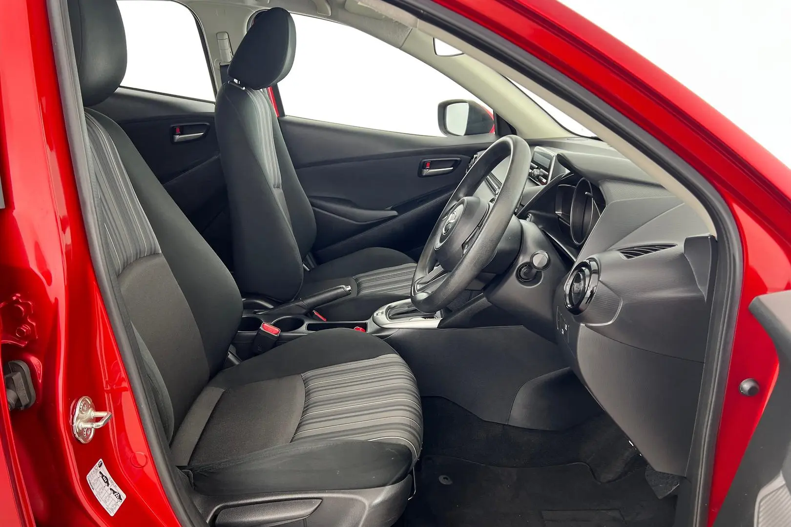 2019 Mazda 2 Gallery Image 11