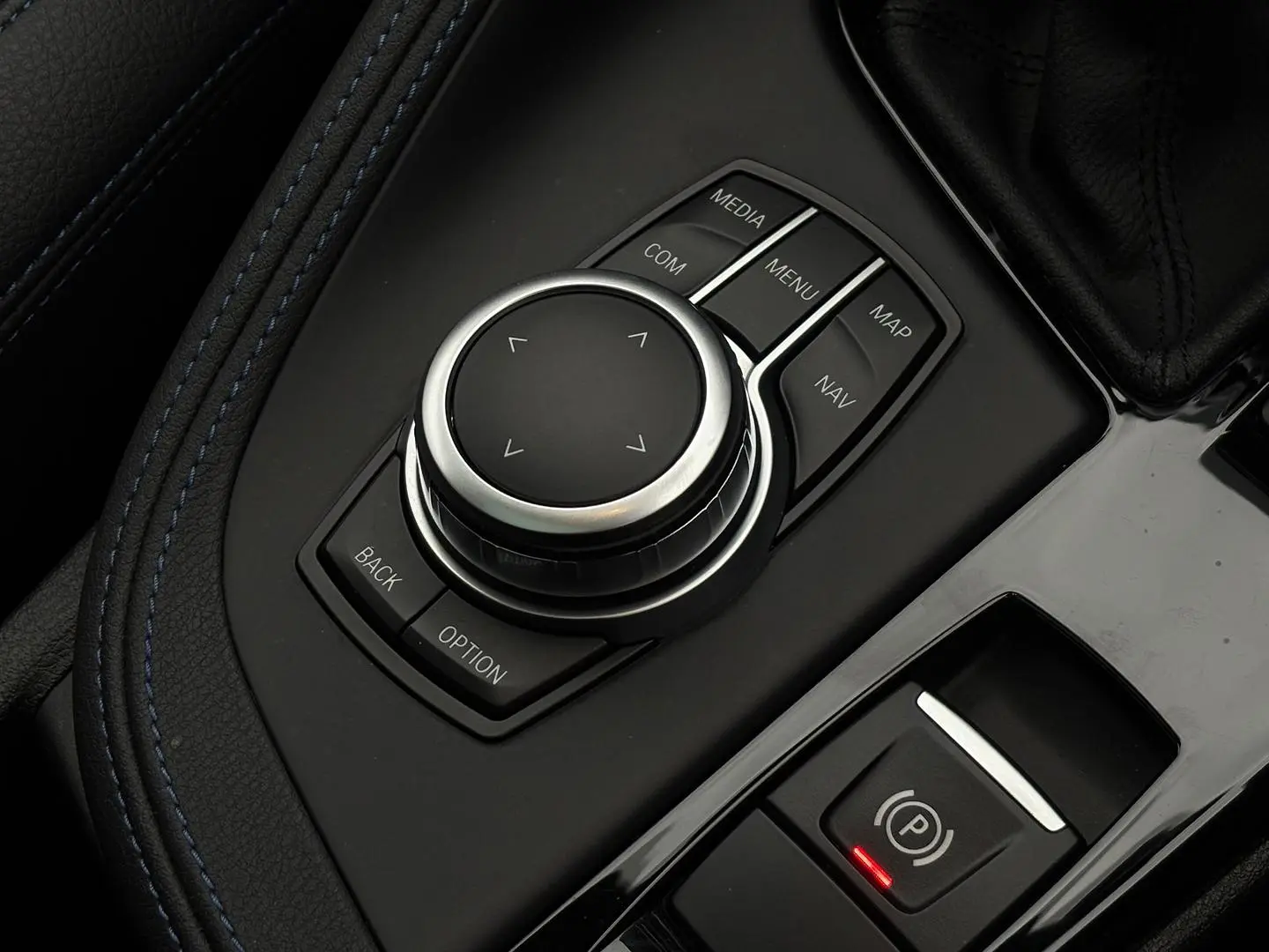 2021 BMW X2 Gallery Image 19