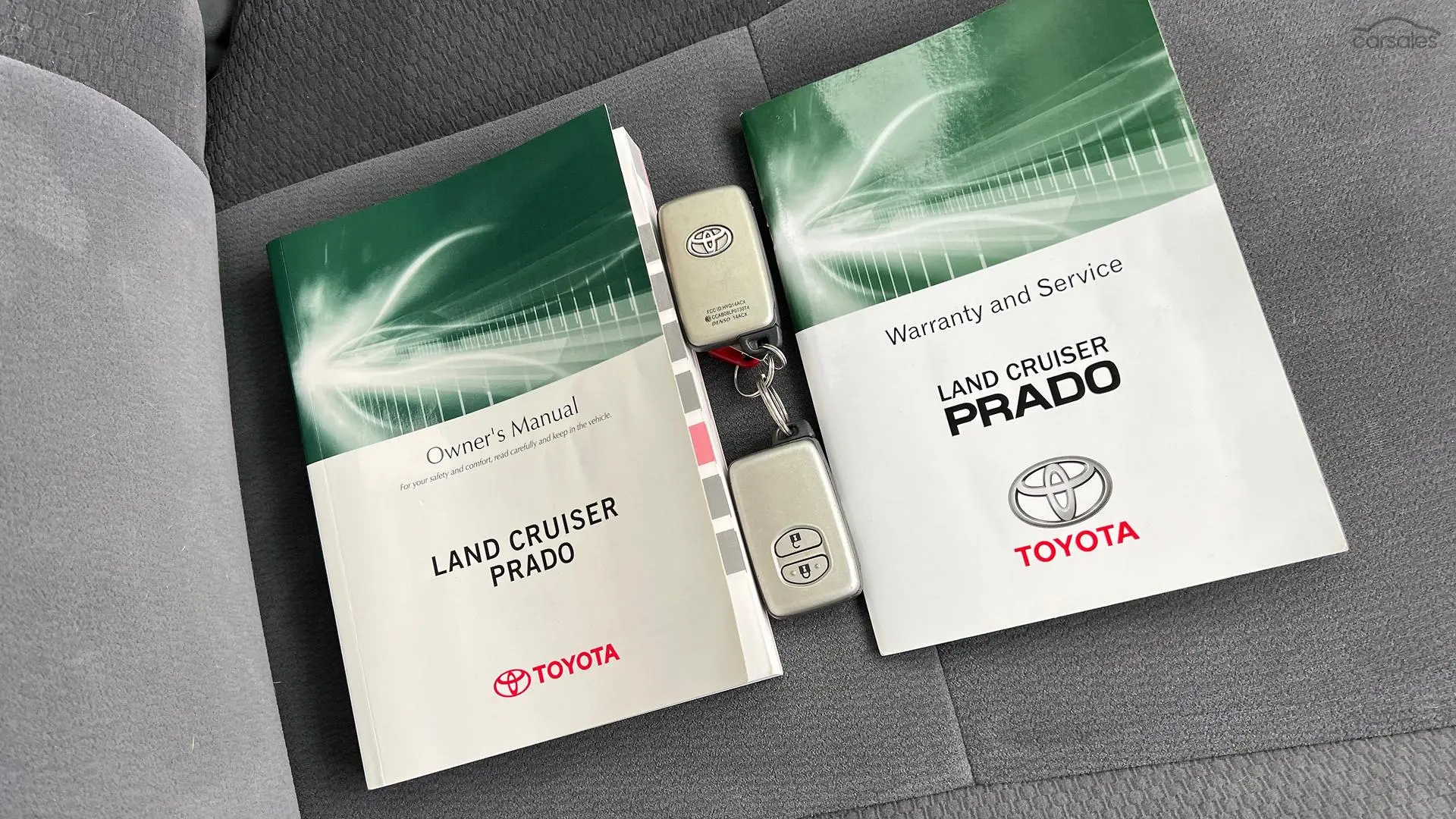 2013 Toyota Landcruiser Prado Image 24