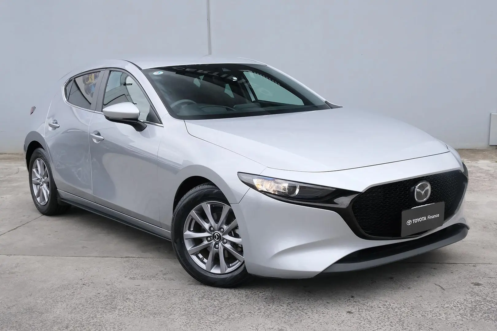 2019 Mazda 3 Gallery Image 1