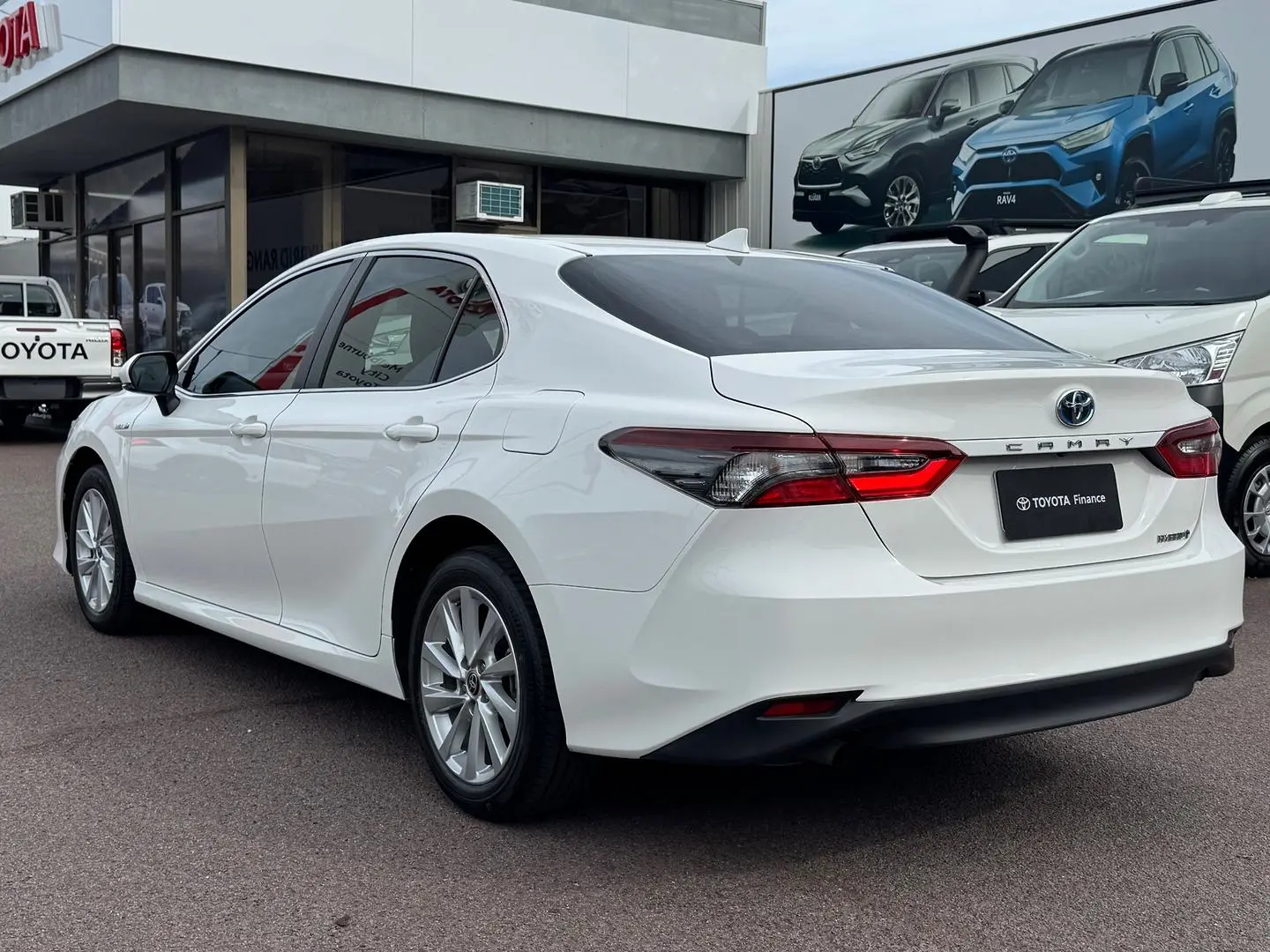 2023 Toyota Camry Gallery Image 8