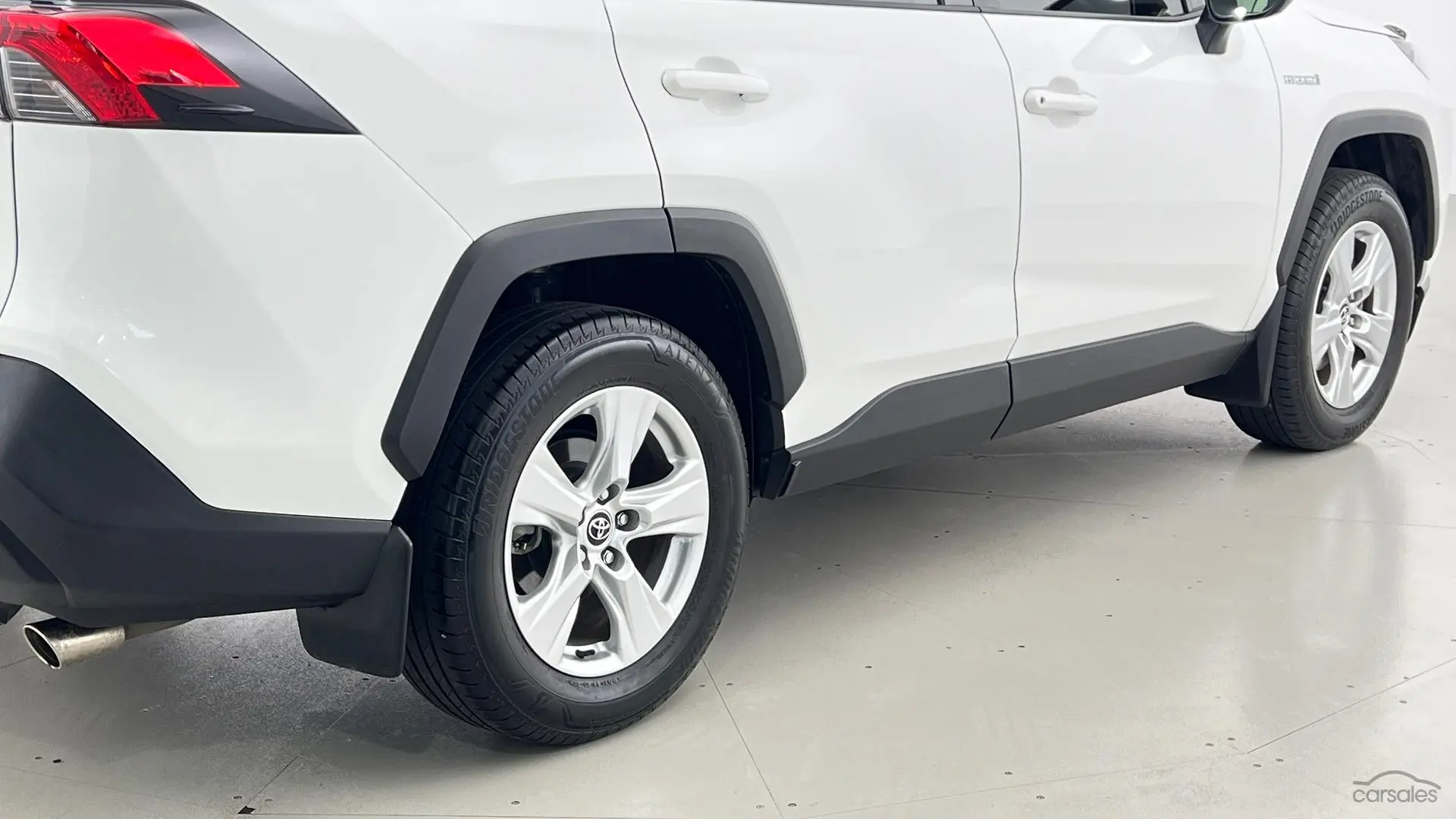 2019 Toyota RAV4 Image 13