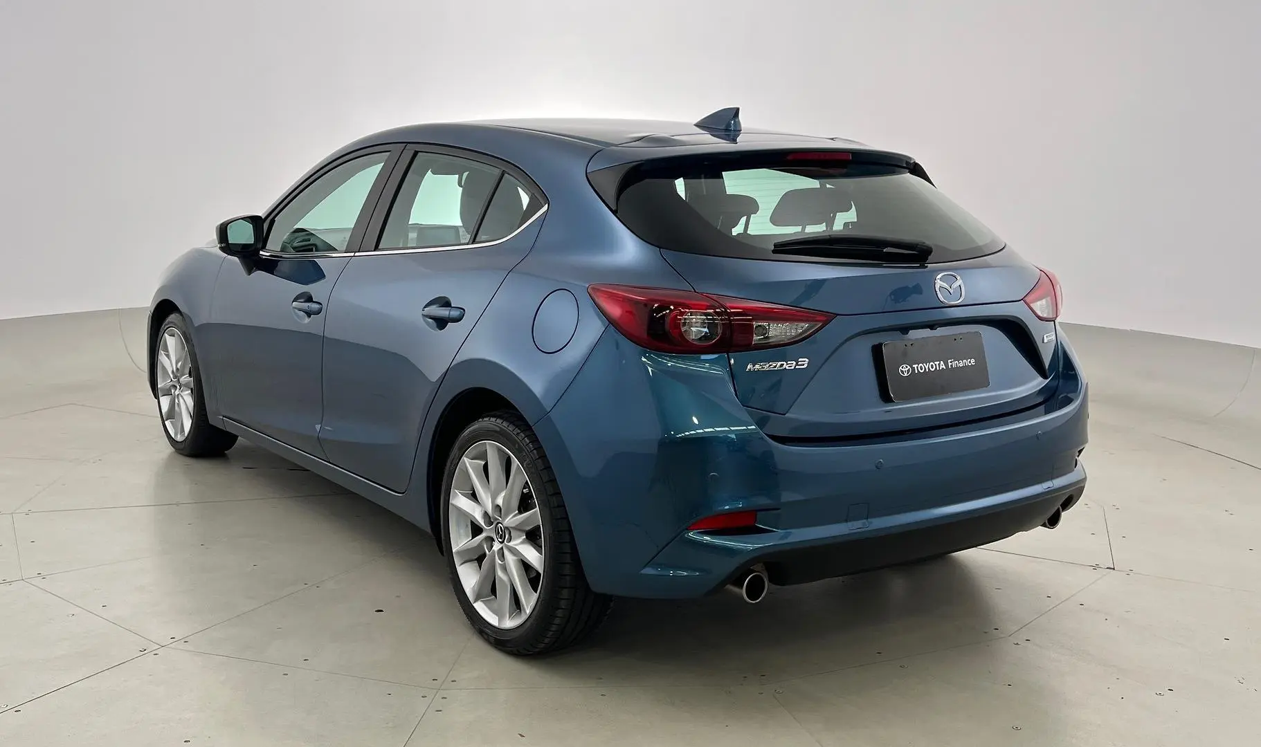 2018 Mazda 3 Gallery Image 2