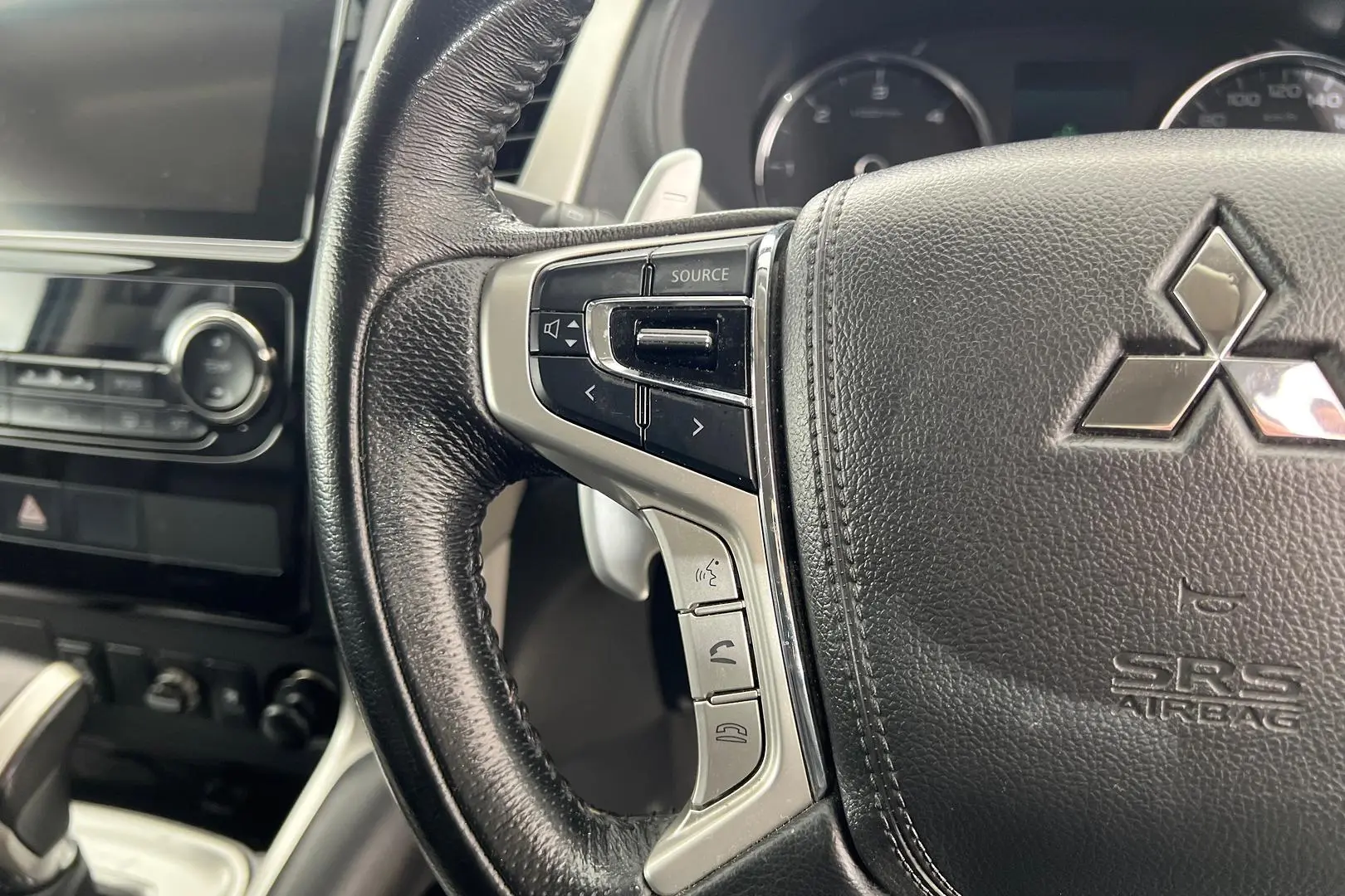 2018 Mitsubishi Pajero Sport Gallery Image 18