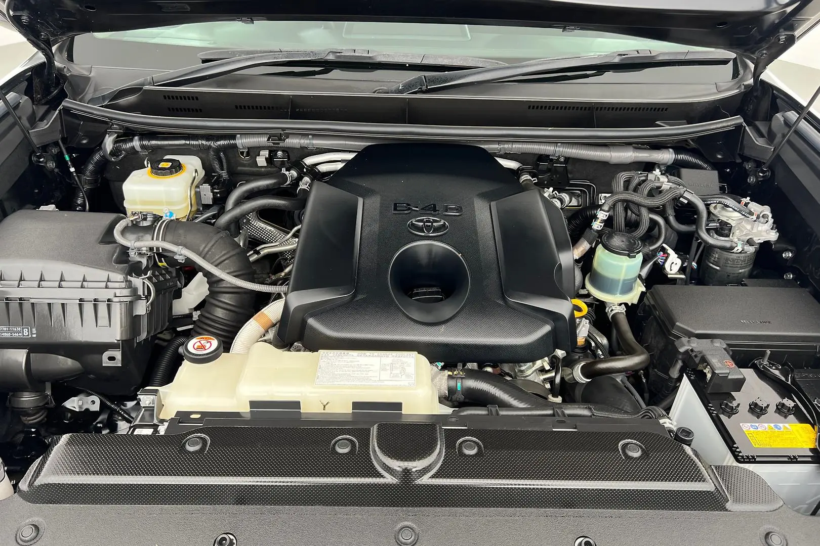 2018 Toyota Landcruiser Prado Gallery Image 24