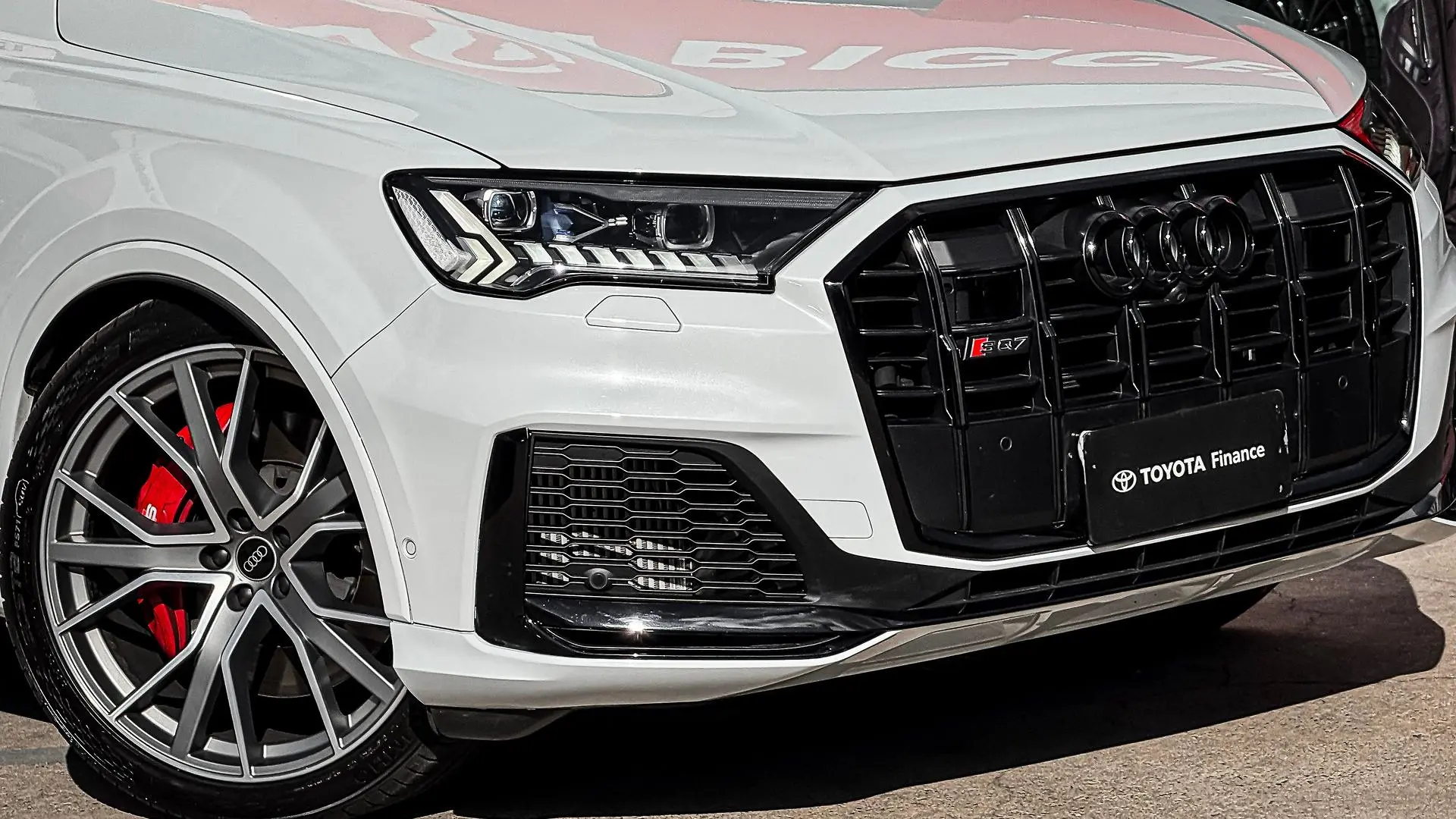 2021 Audi SQ7 Gallery Image 5