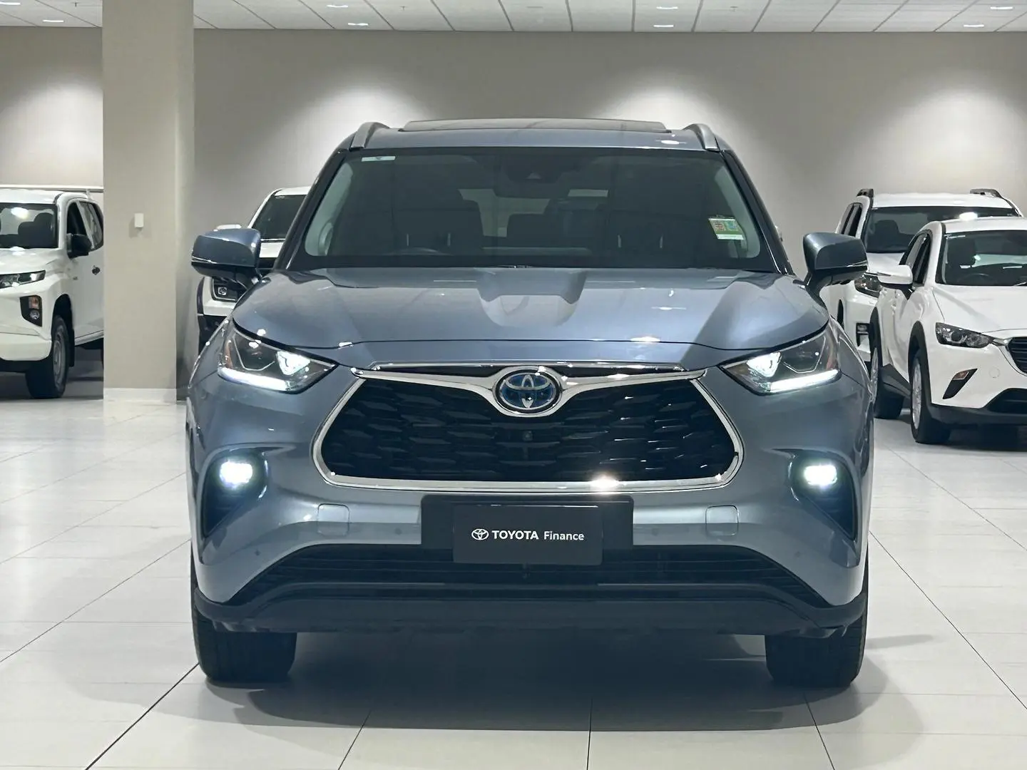 2023 Toyota Kluger Gallery Image 4