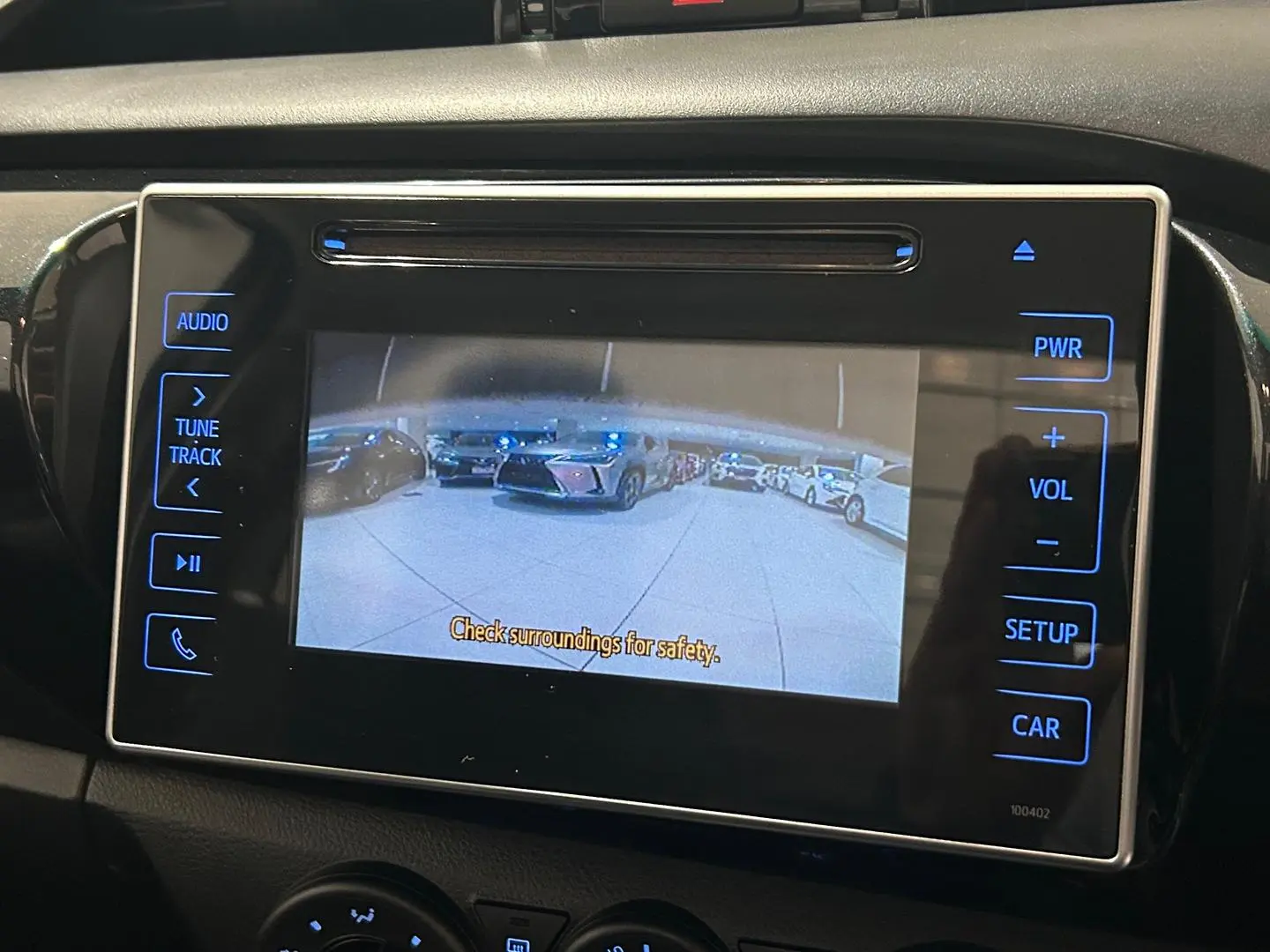 2016 Toyota Hilux Gallery Image 16