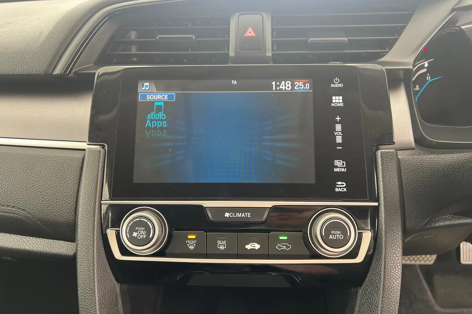 2018 Honda Civic Gallery Image 14