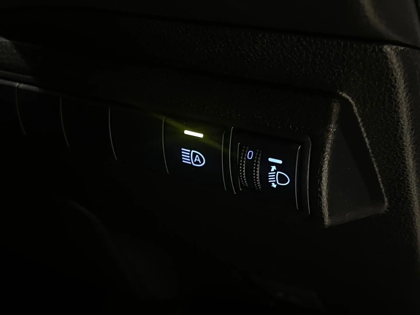 2019 Toyota Corolla Gallery Image 22