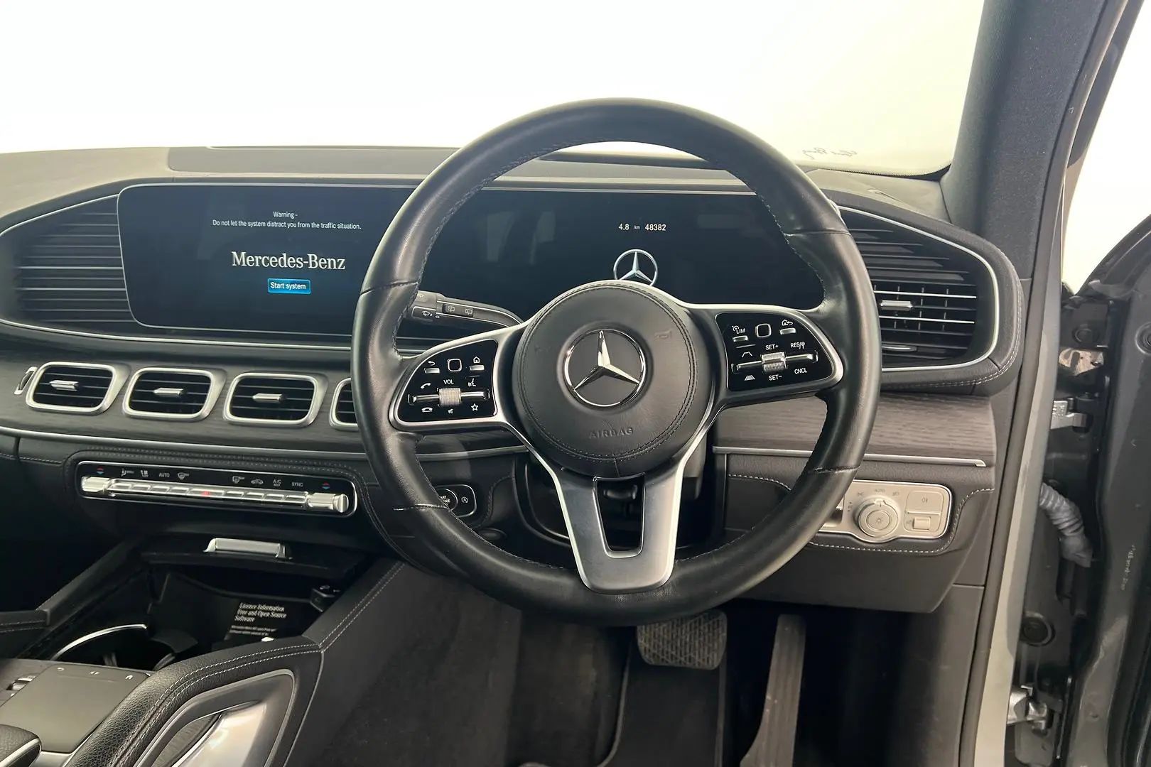 2022 Mercedes-Benz GLE-Class Gallery Image 15