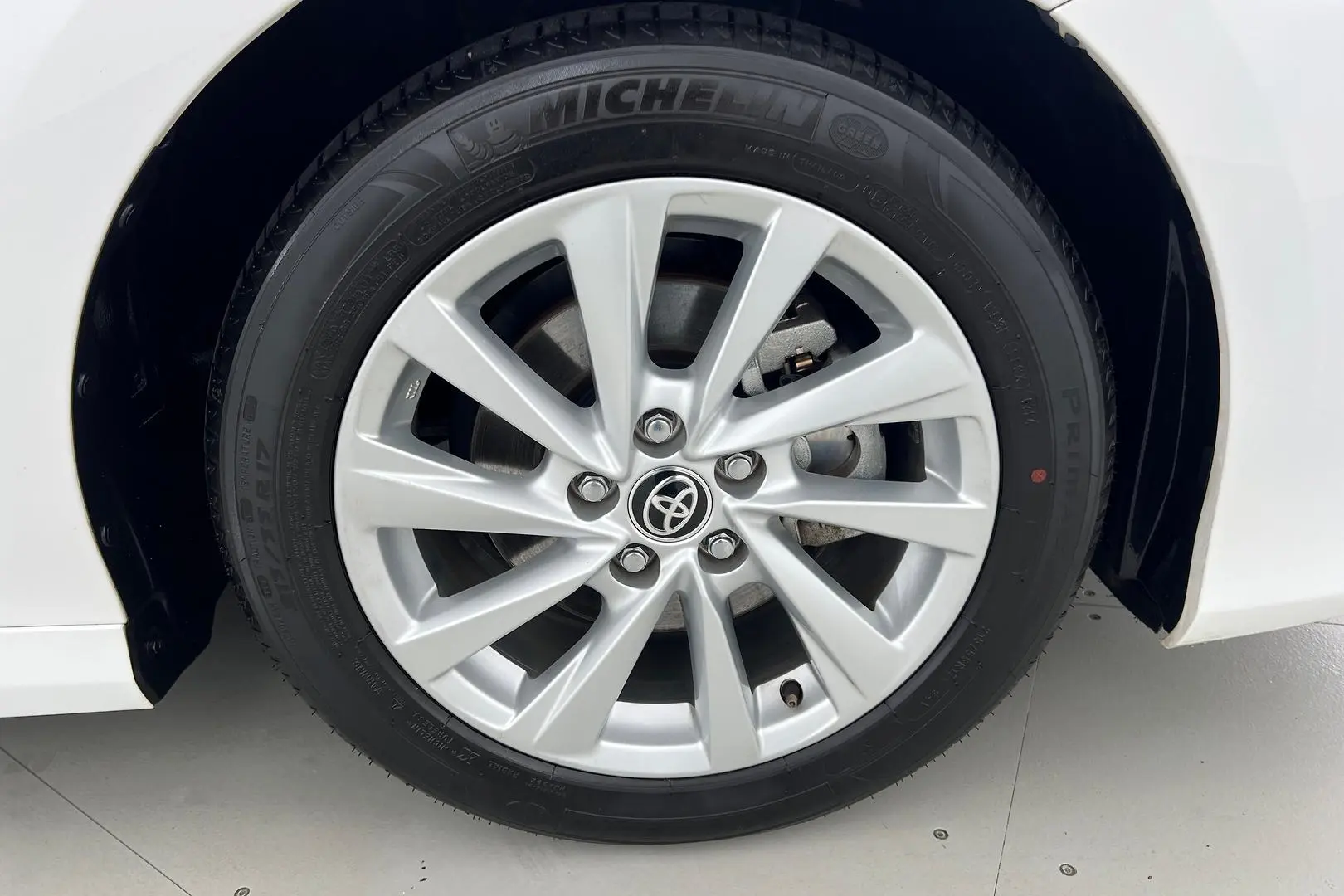2024 Toyota Camry Gallery Image 16