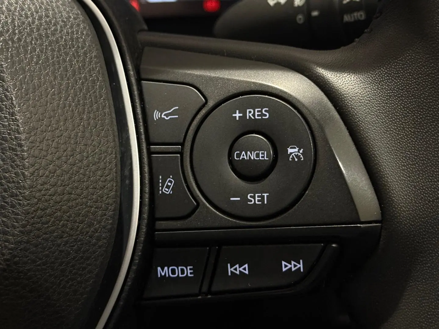2024 Toyota RAV4 Gallery Image 23