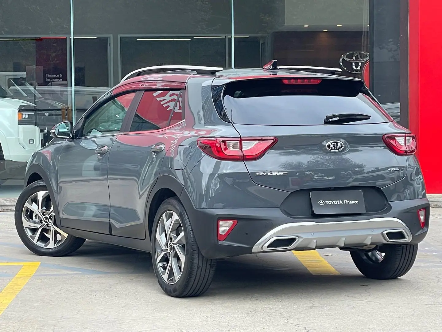 2021 Kia Stonic Gallery Image 9
