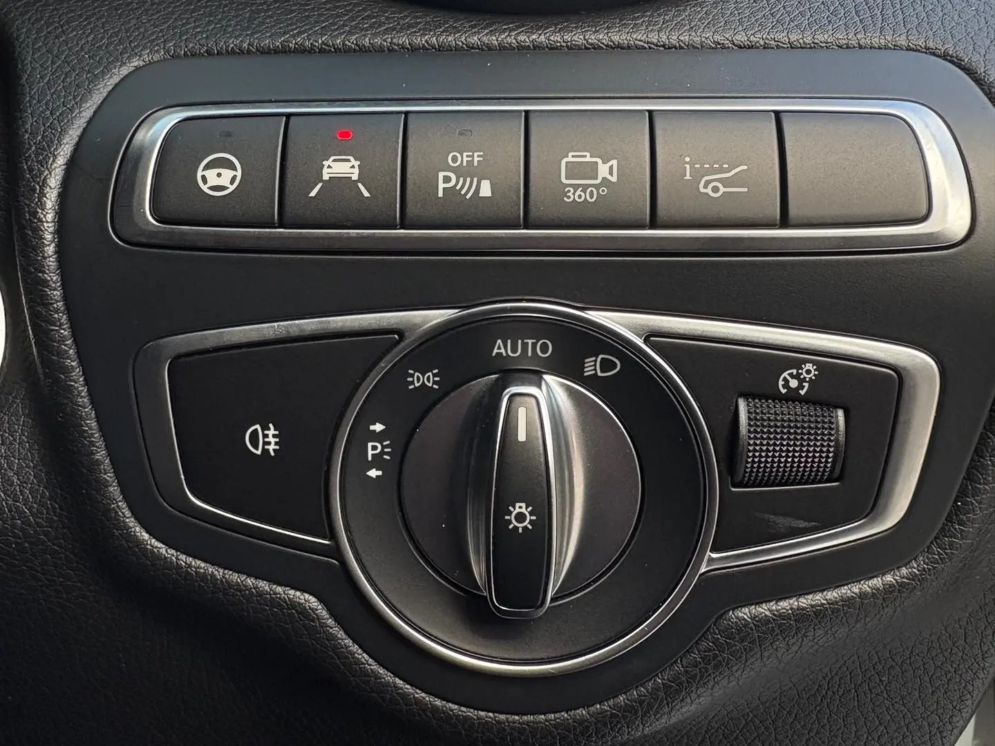 2019 Mercedes-Benz GLC-Class Gallery Image 20