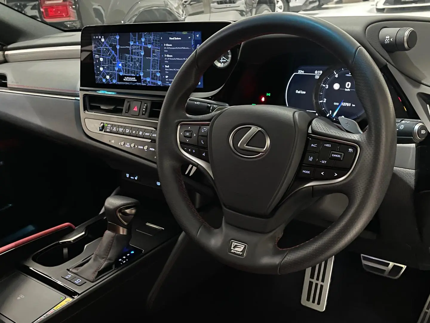 2023 Lexus Es Gallery Image 11