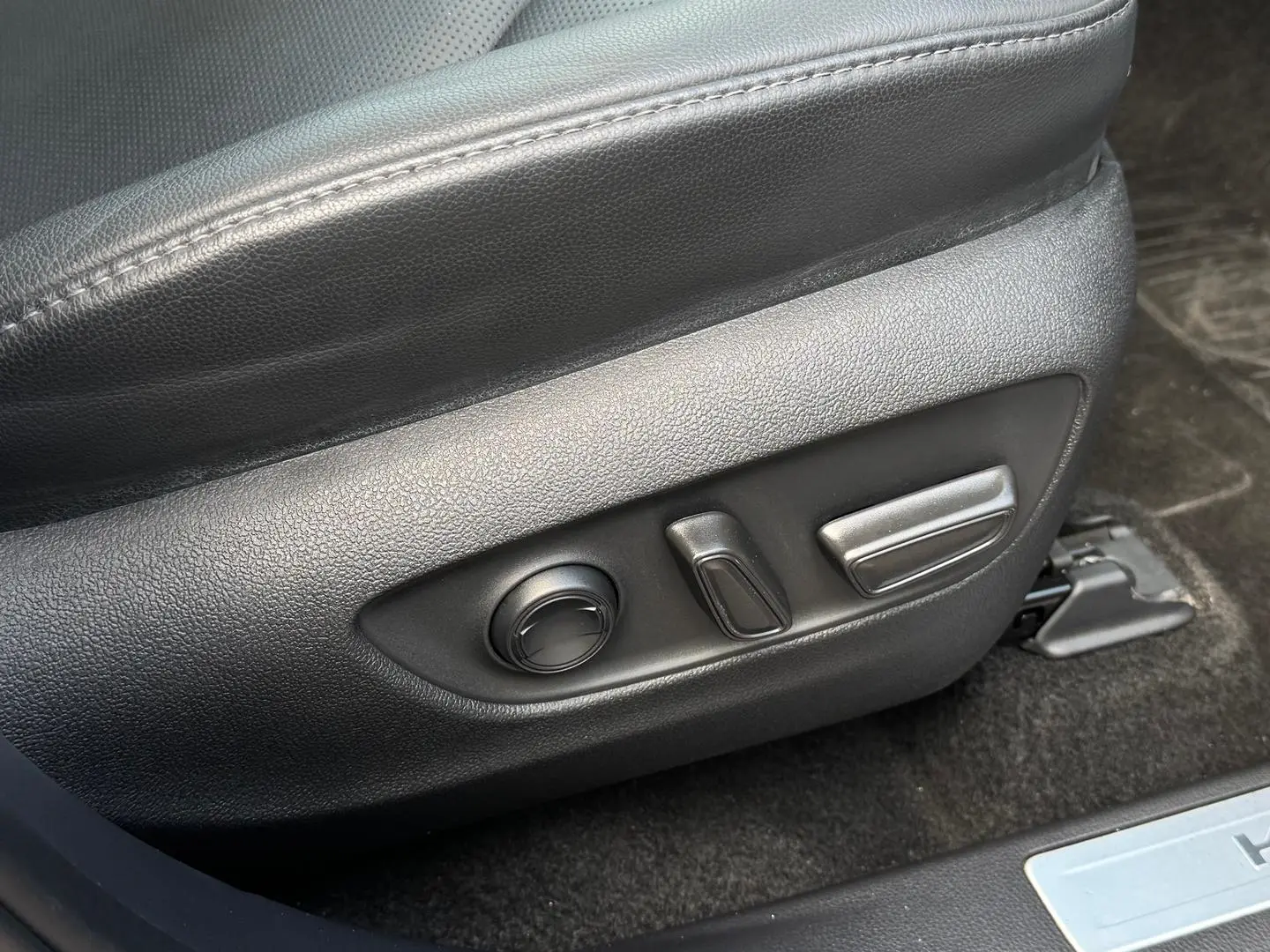 2024 Toyota Kluger Gallery Image 15