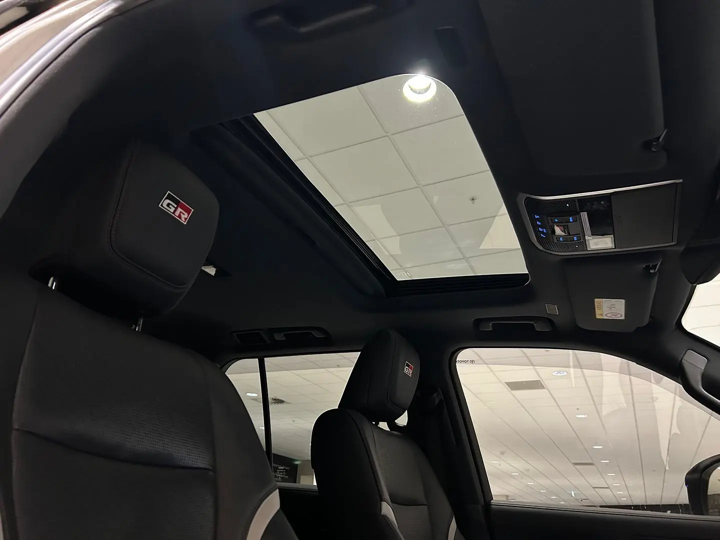 2021 Toyota Landcruiser Gallery Image 29