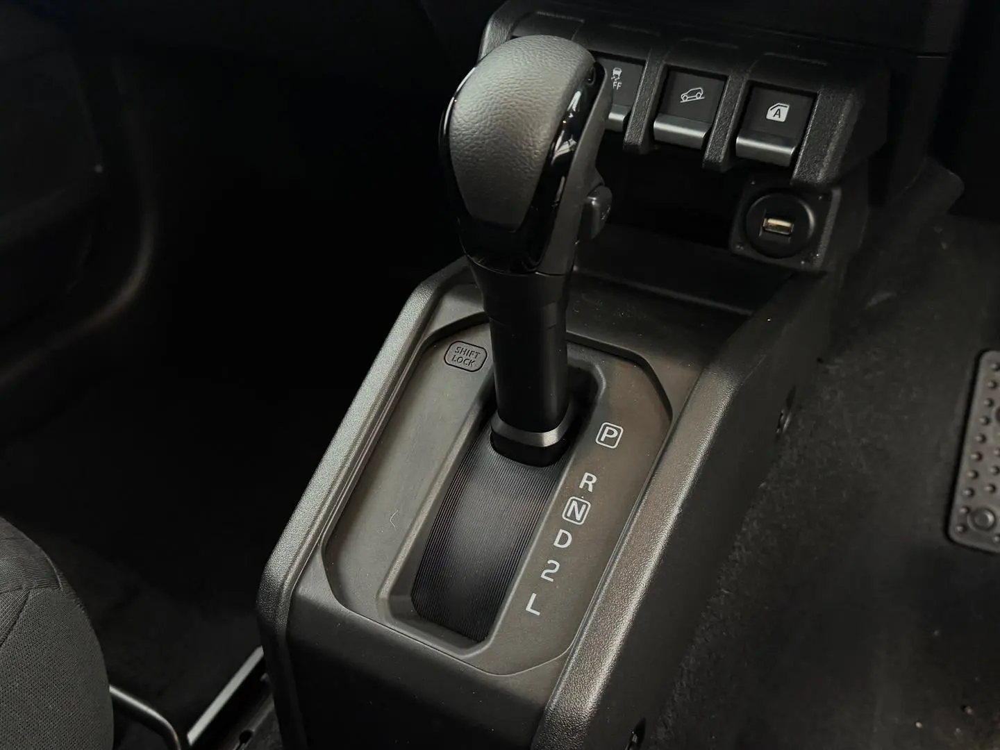 2024 Suzuki Jimny Gallery Image 16