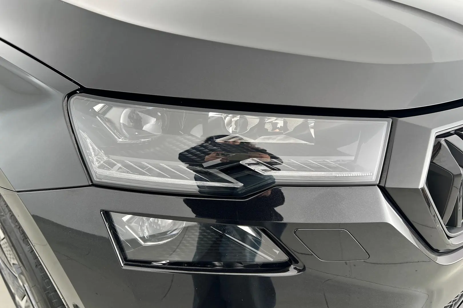 2023 SKODA Karoq Gallery Image 2