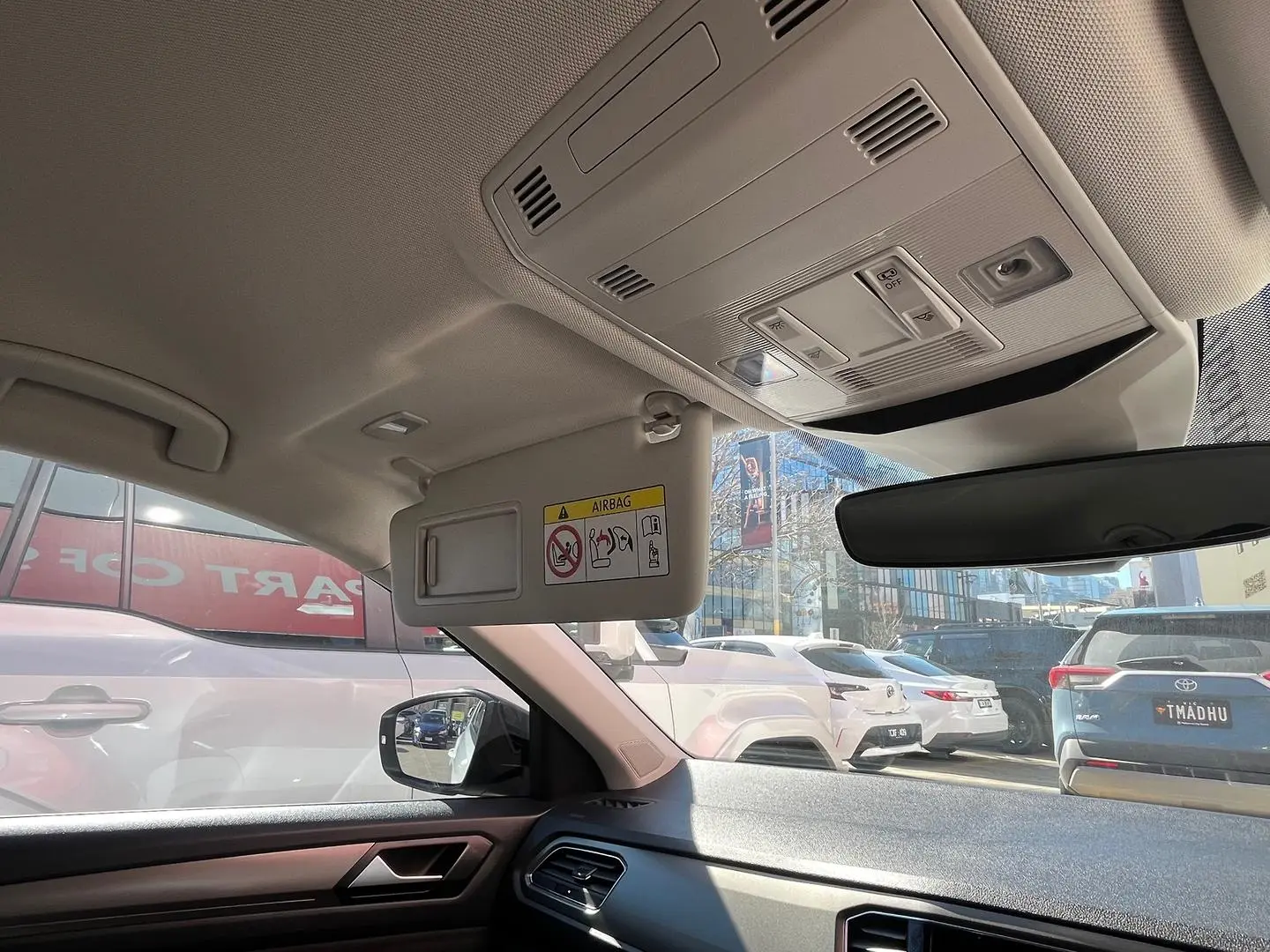 2021 Volkswagen T-Roc Gallery Image 29