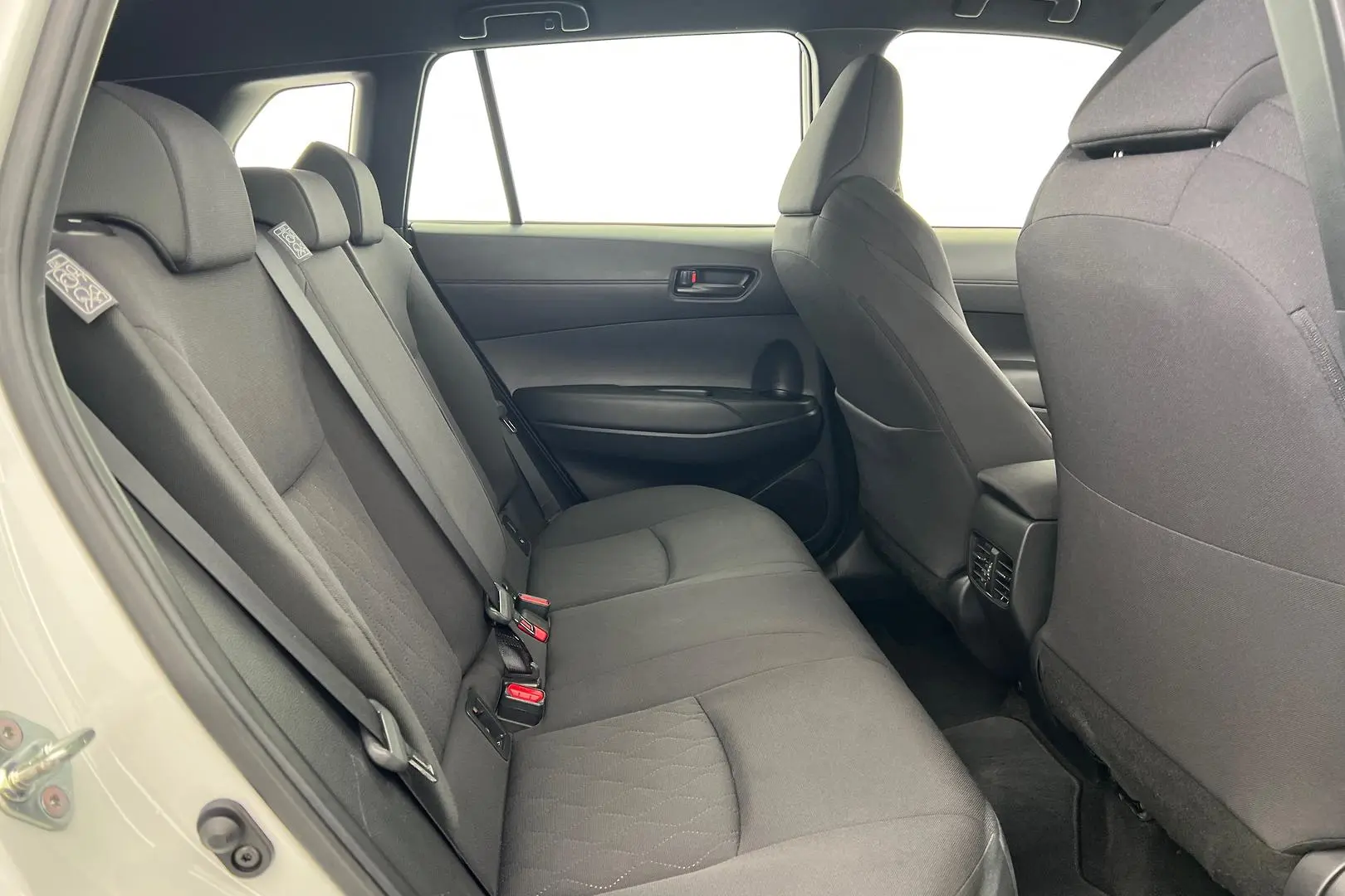 2023 Toyota Corolla Cross Gallery Image 19