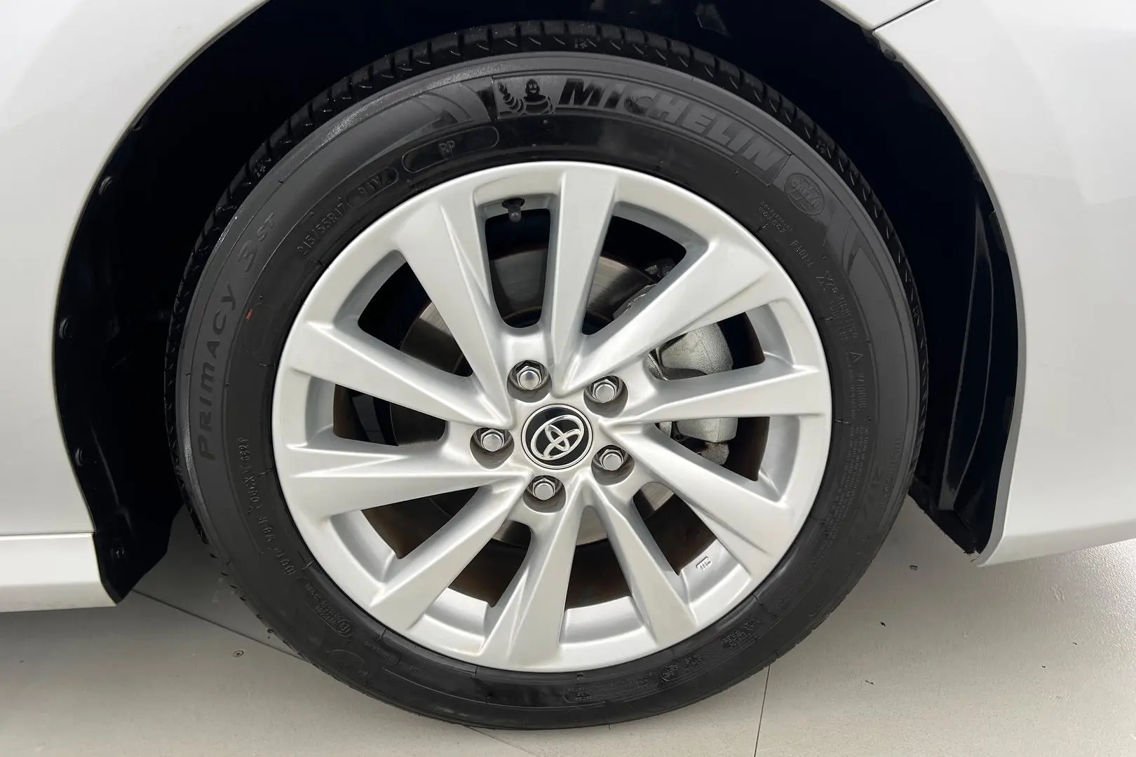 2024 Toyota Camry Gallery Image 16