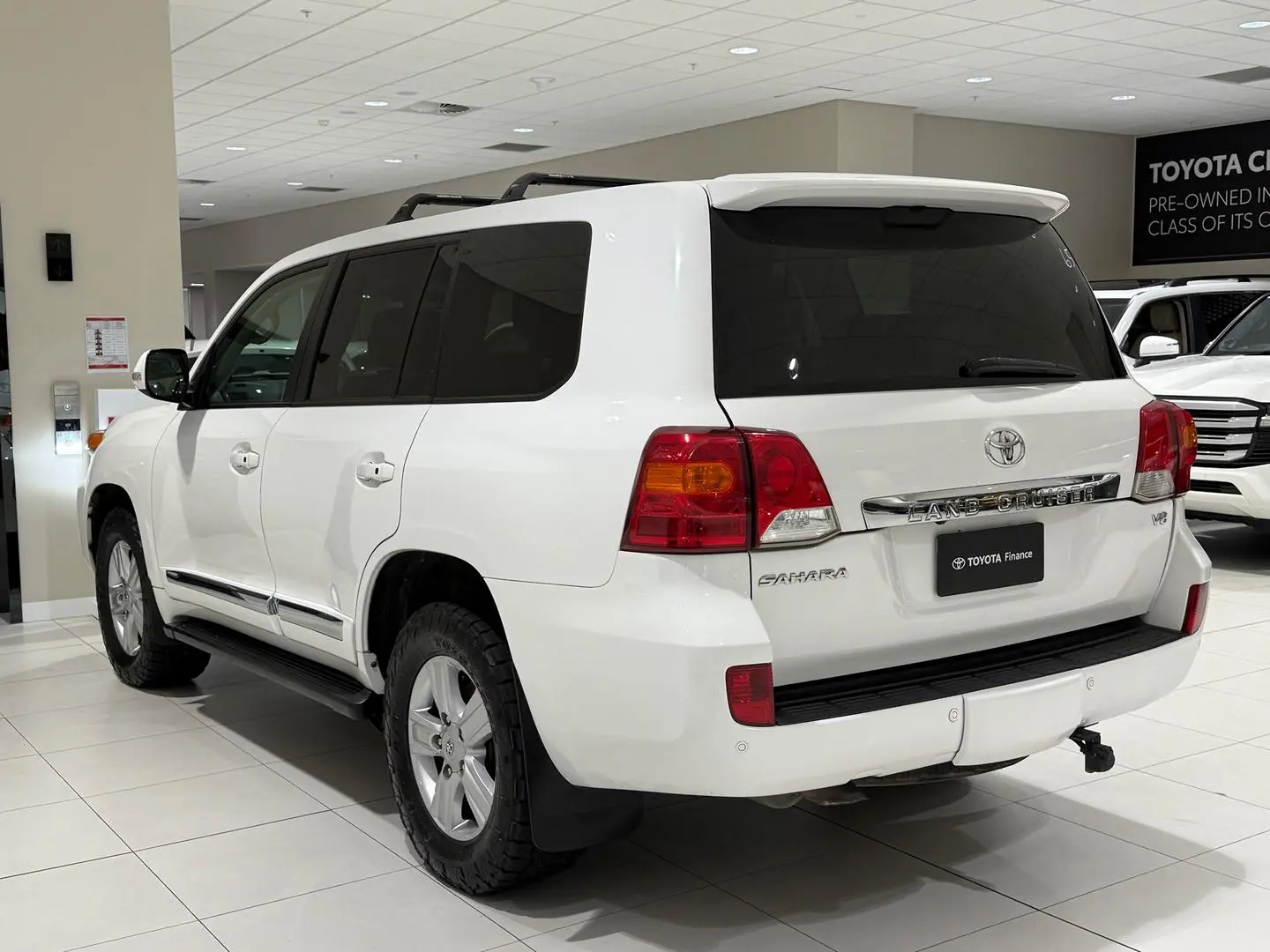2013 Toyota Landcruiser Gallery Image 8