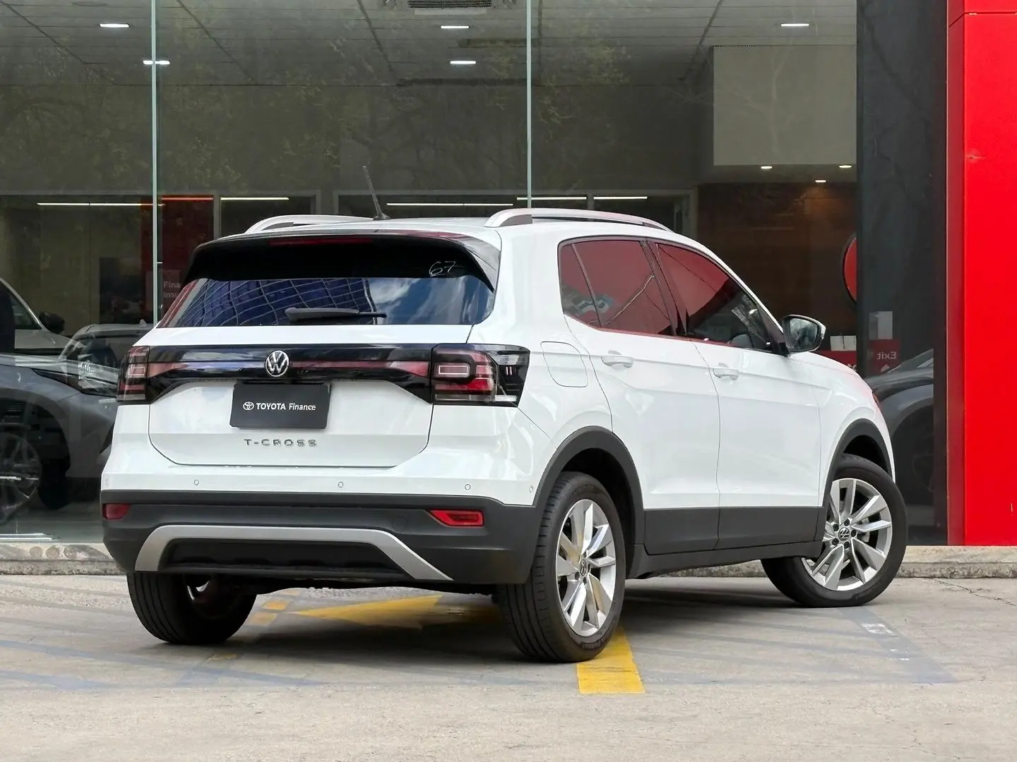 2021 Volkswagen T-Cross Gallery Image 9