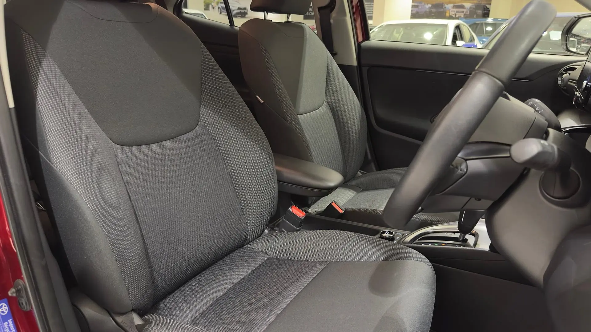 2024 Toyota Yaris Cross Gallery Image 12