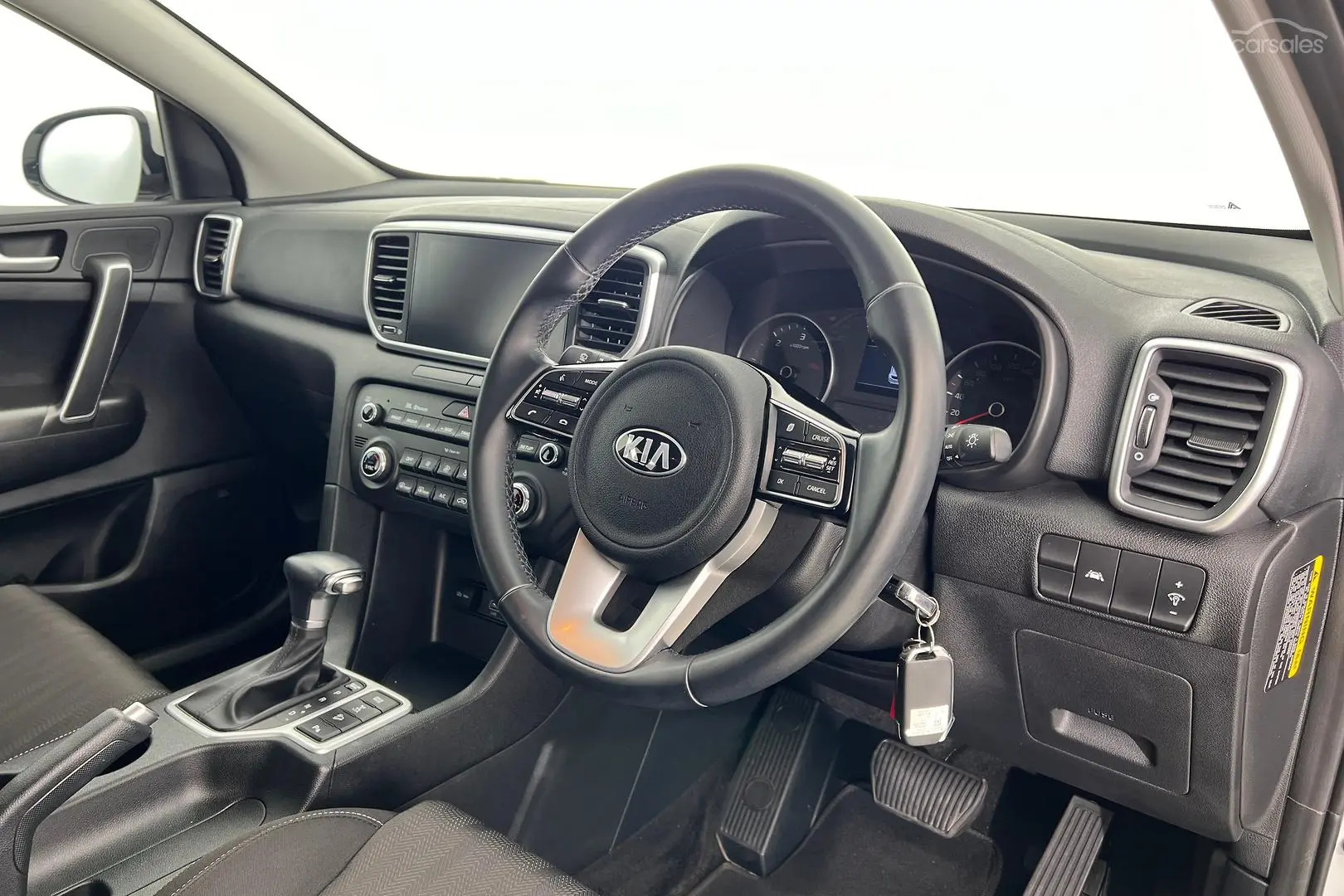 2020 Kia Sportage Image 3