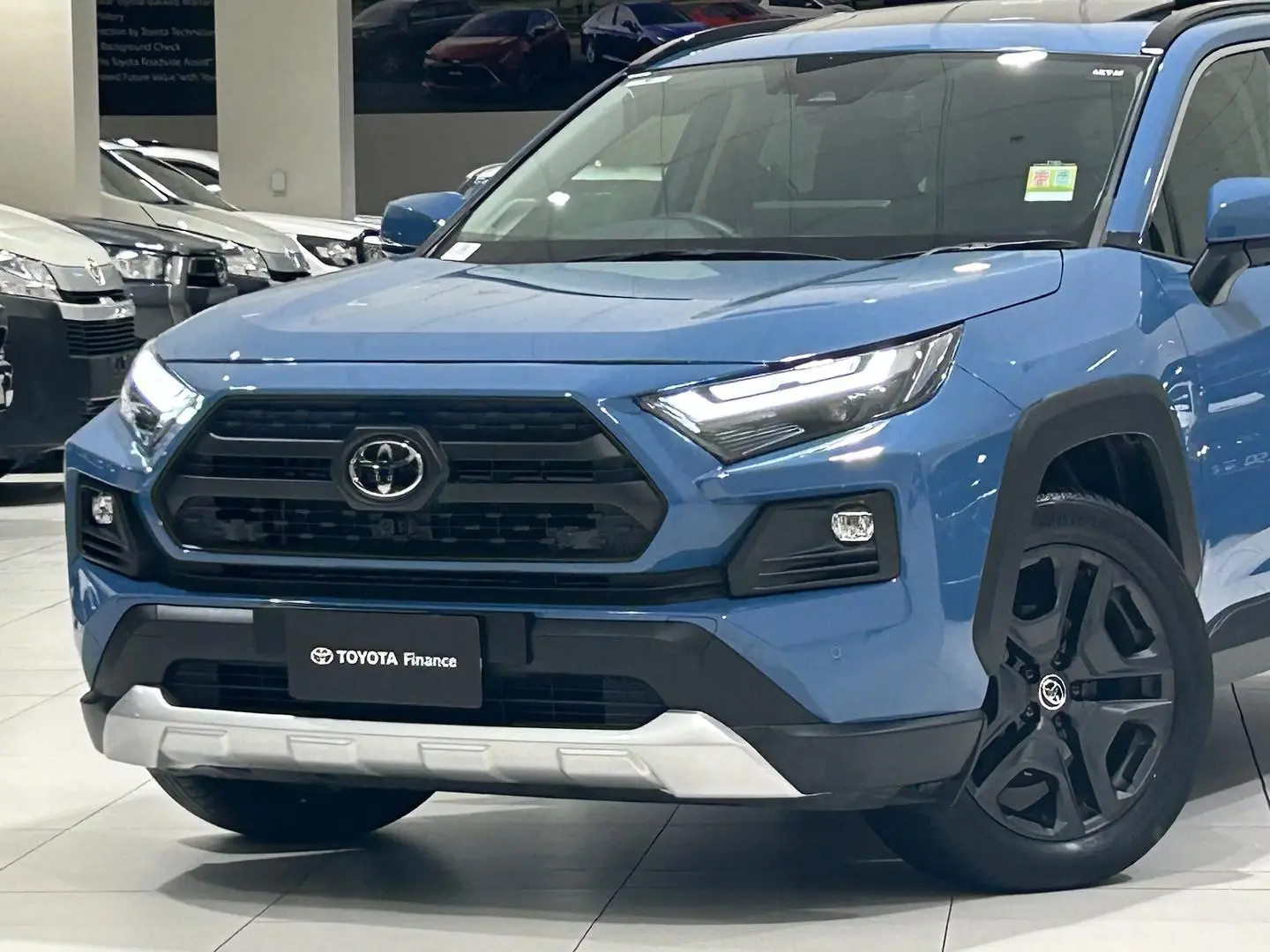 2024 Toyota RAV4 Gallery Image 6