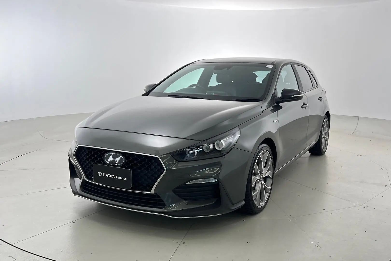 2021 Hyundai i30 Gallery Image 2