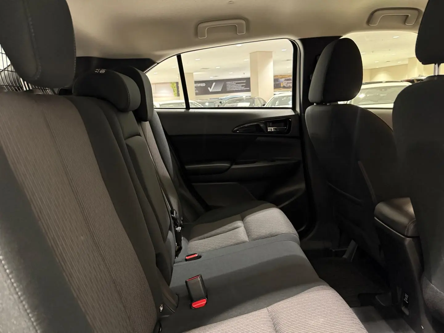 2022 Mitsubishi Eclipse Cross Gallery Image 15