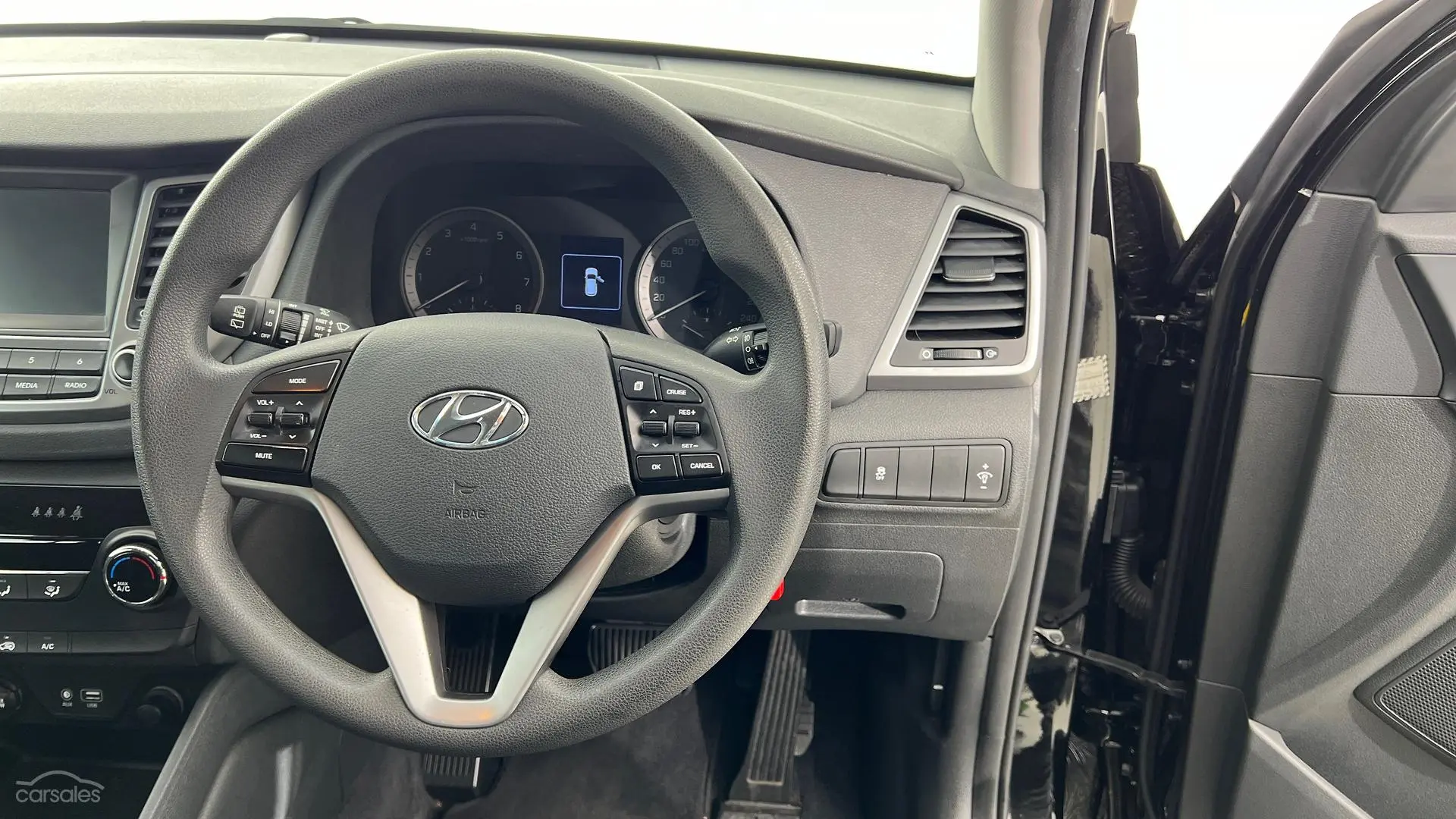 2017 Hyundai Tucson Image 17