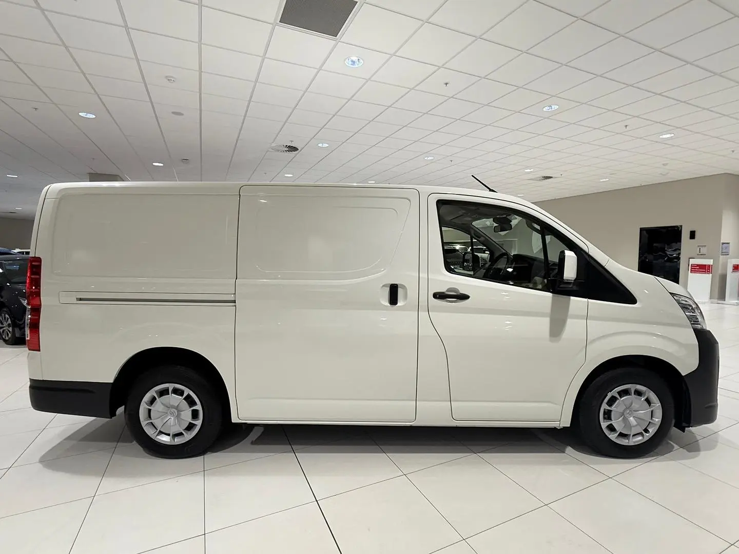 2022 Toyota Hiace Gallery Image 2