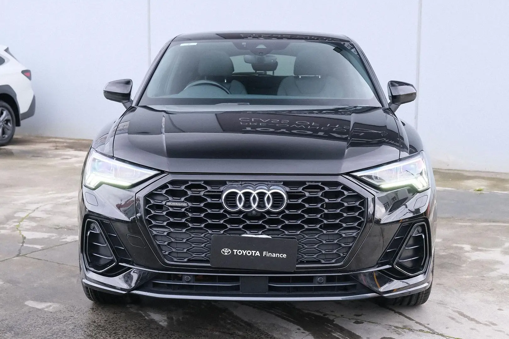 2021 Audi Q3 Gallery Image 3