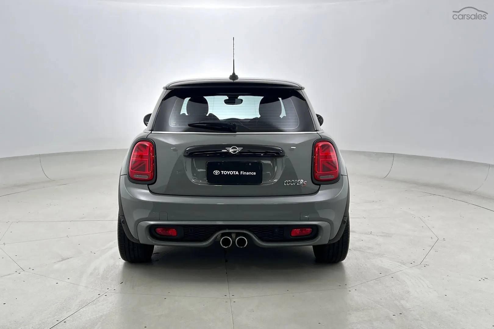 2020 MINI Hatch Image 6