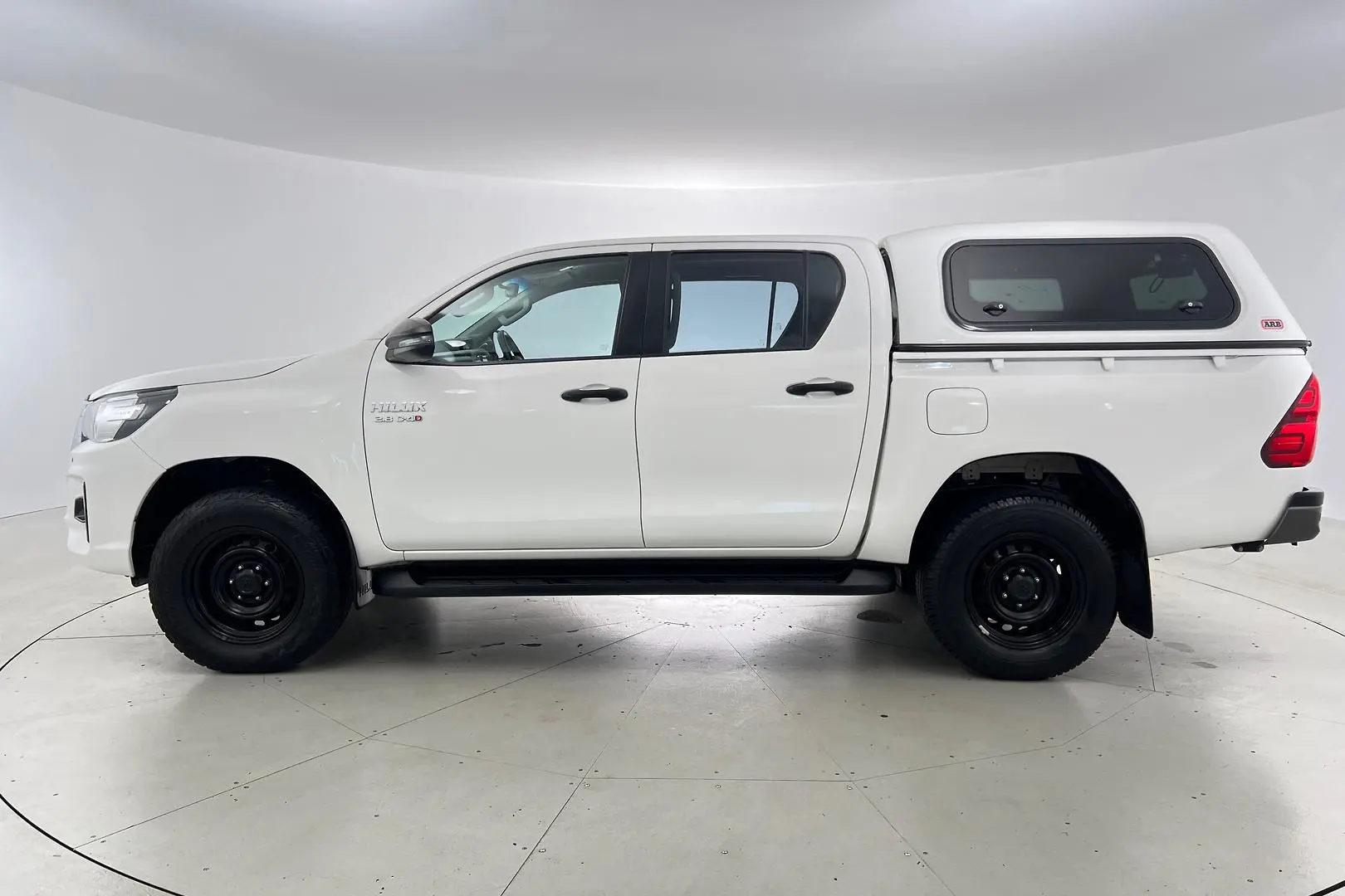 2018 Toyota Hilux Gallery Image 7