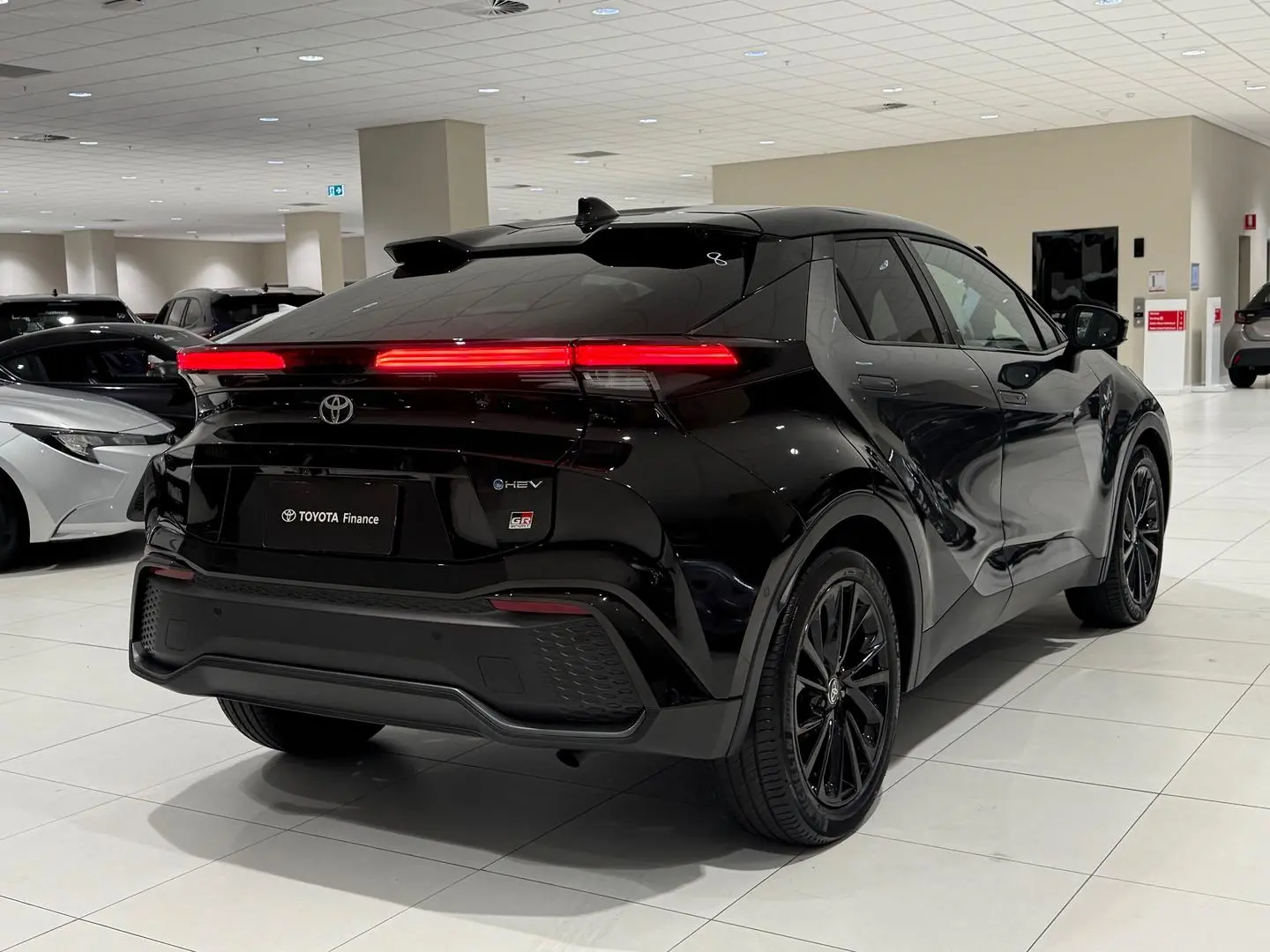 2024 Toyota C-HR Gallery Image 9