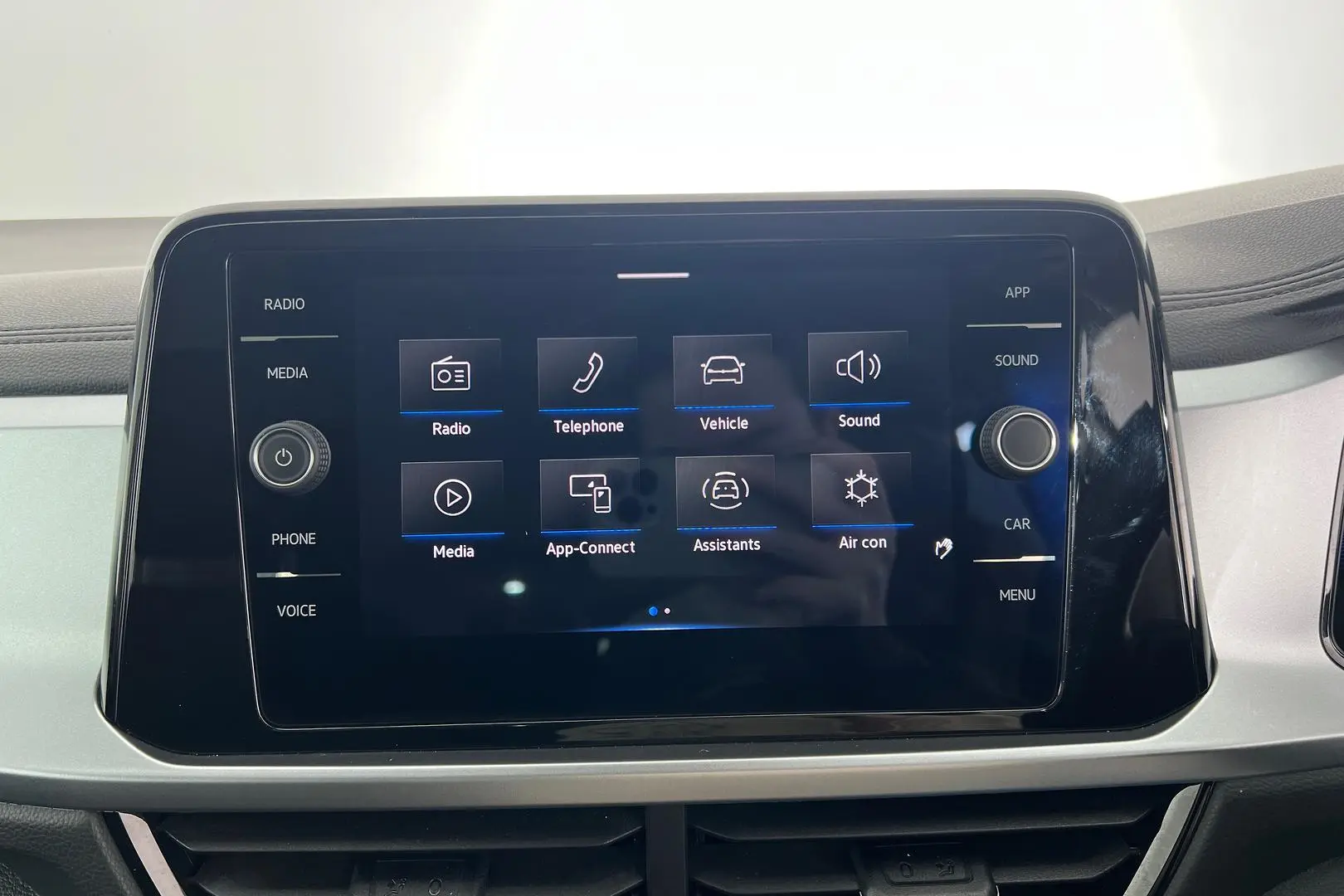 2023 Volkswagen T-Roc Gallery Image 14